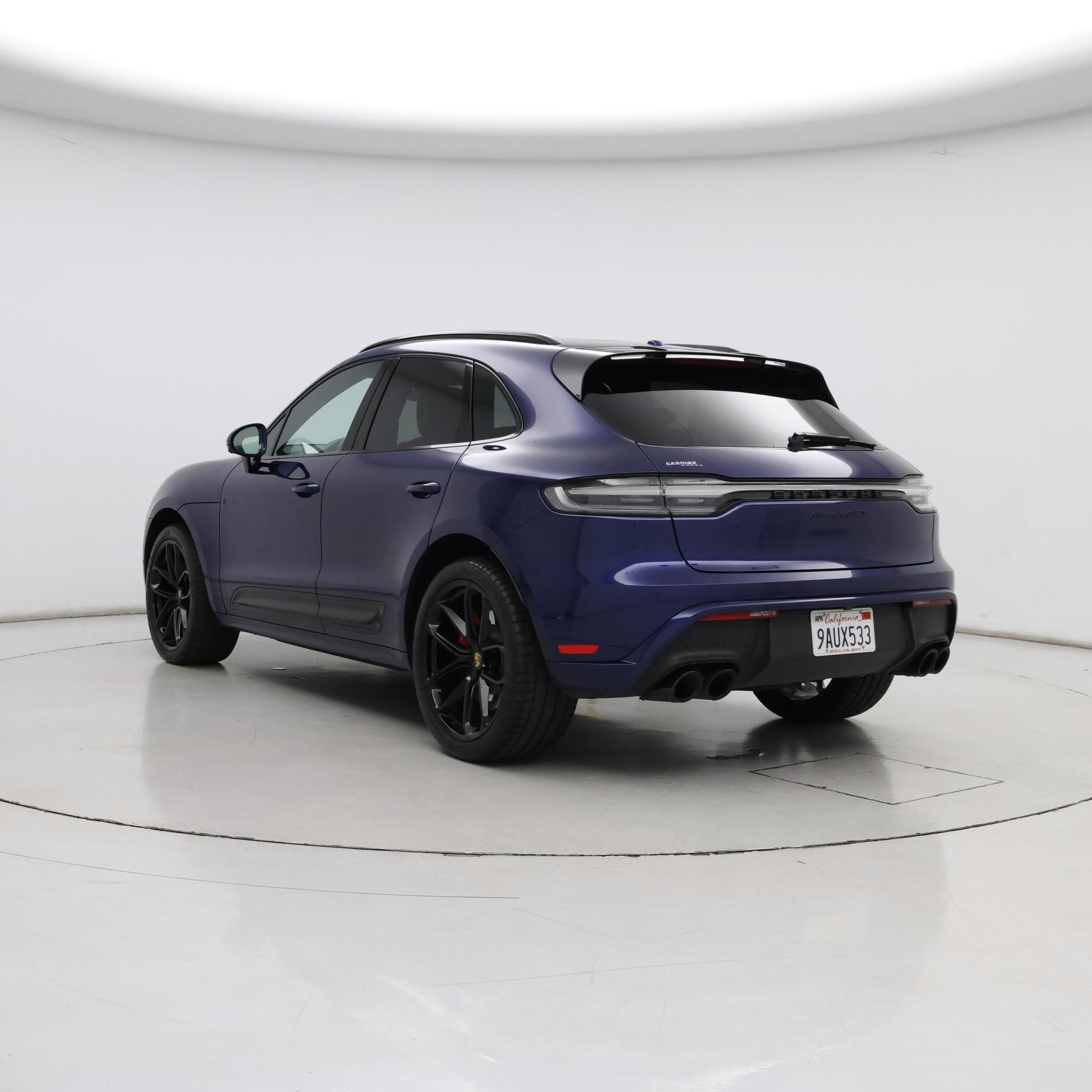 Thumbnail: 2022 Porsche Macan - 2