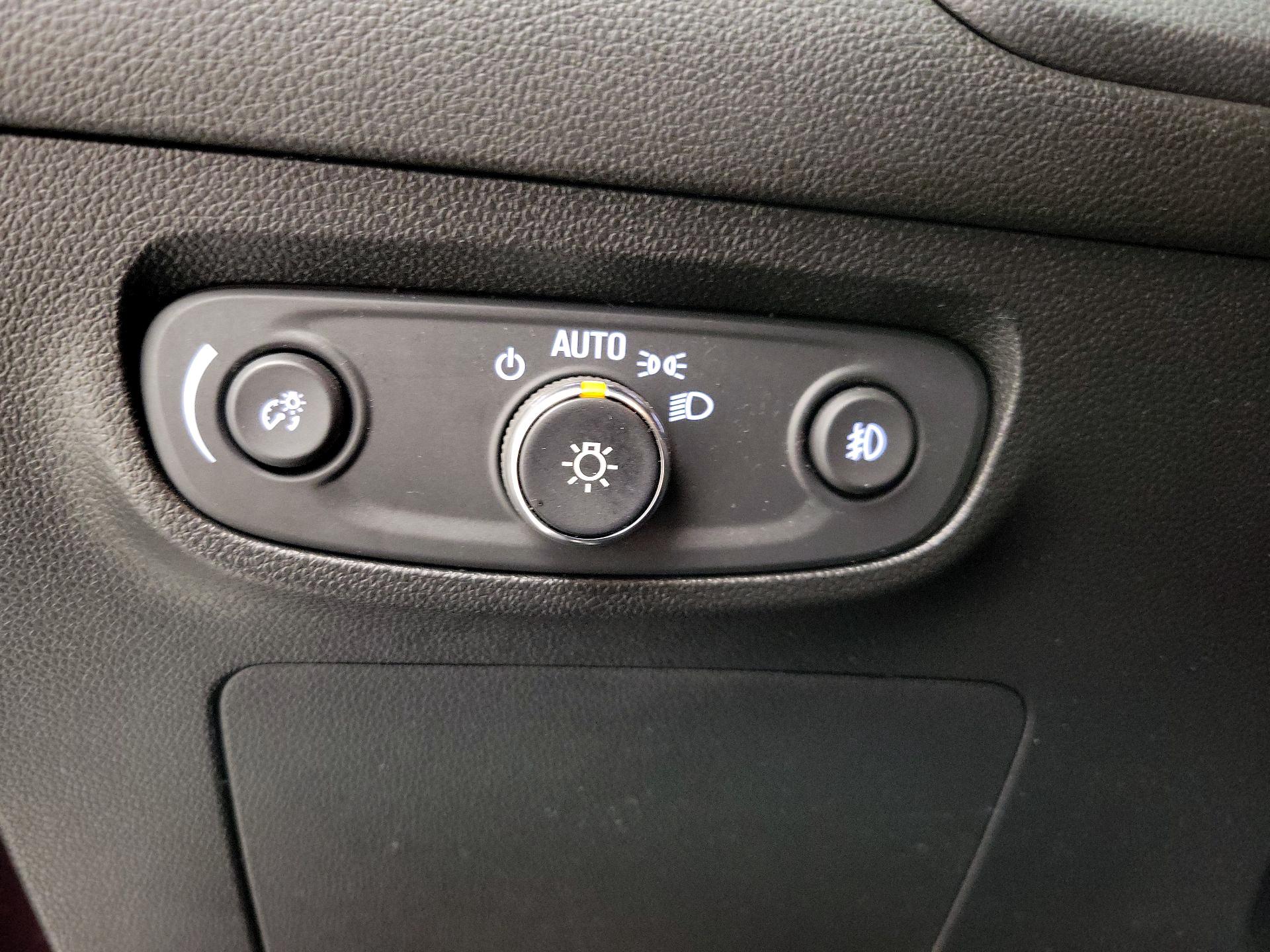 Thumbnail: 2020 Buick Encore GX - 13