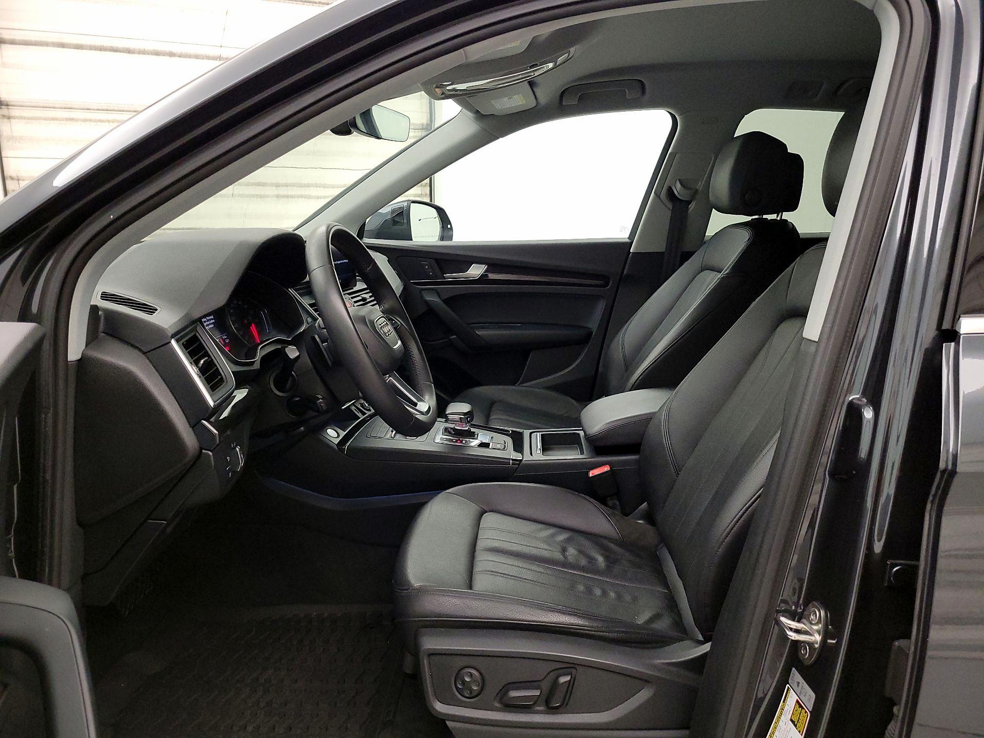 Thumbnail: 2019 Audi Q5 - 11