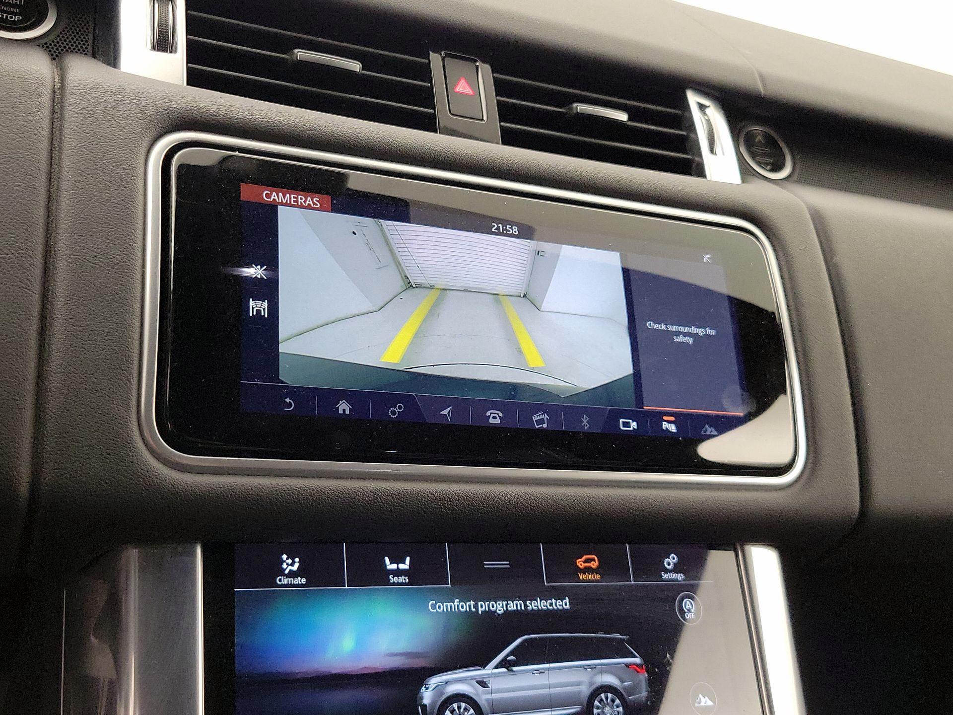 Thumbnail: 2020 Land Rover Range Rover Sport - 15