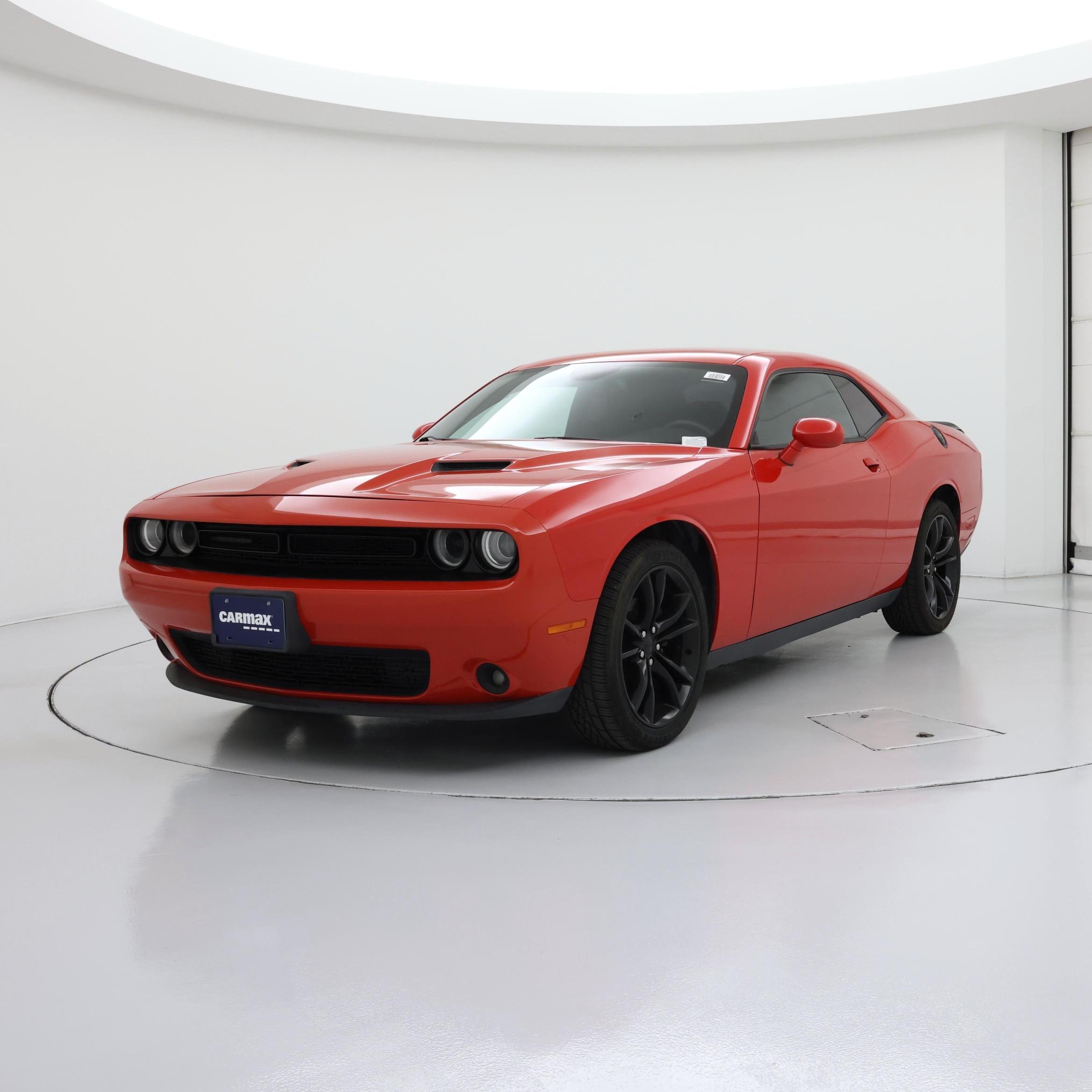 Thumbnail: 2016 Dodge Challenger - 4