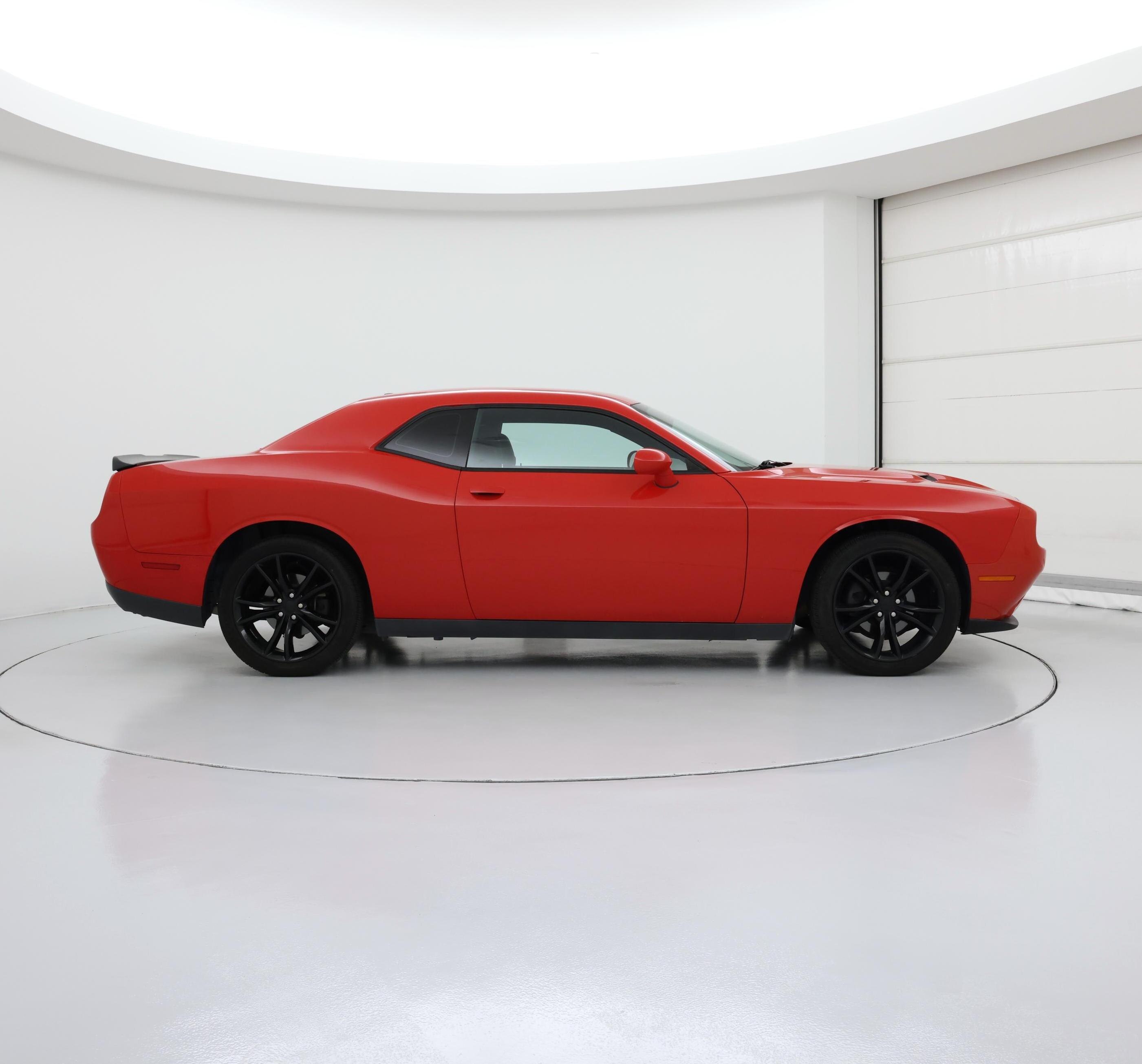 Thumbnail: 2016 Dodge Challenger - 7