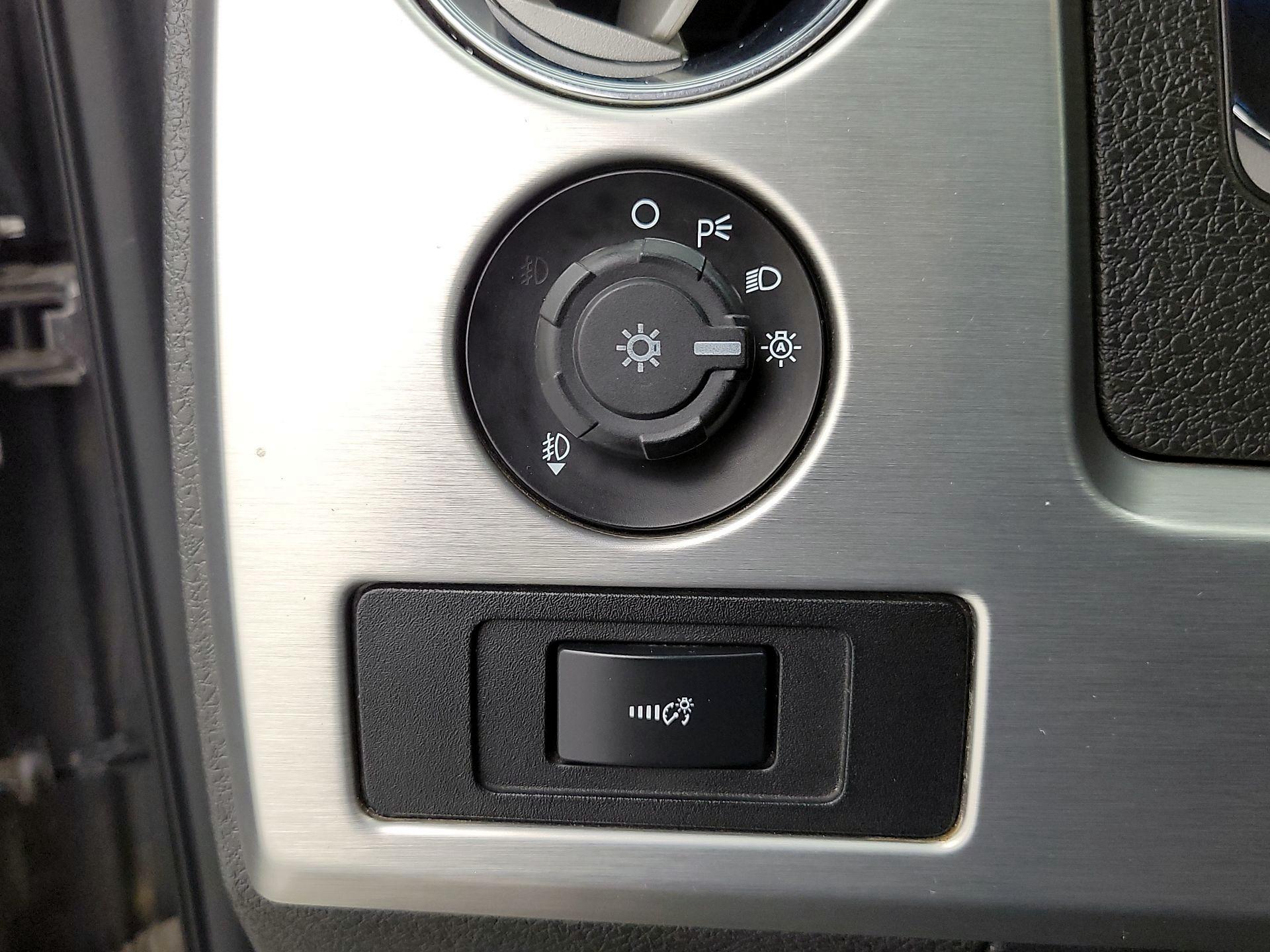 Thumbnail: 2014 Ford F-150 - 13