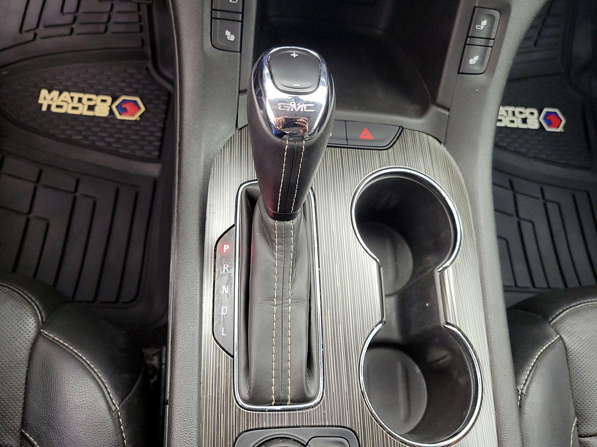 Thumbnail: 2017 GMC Acadia - 17