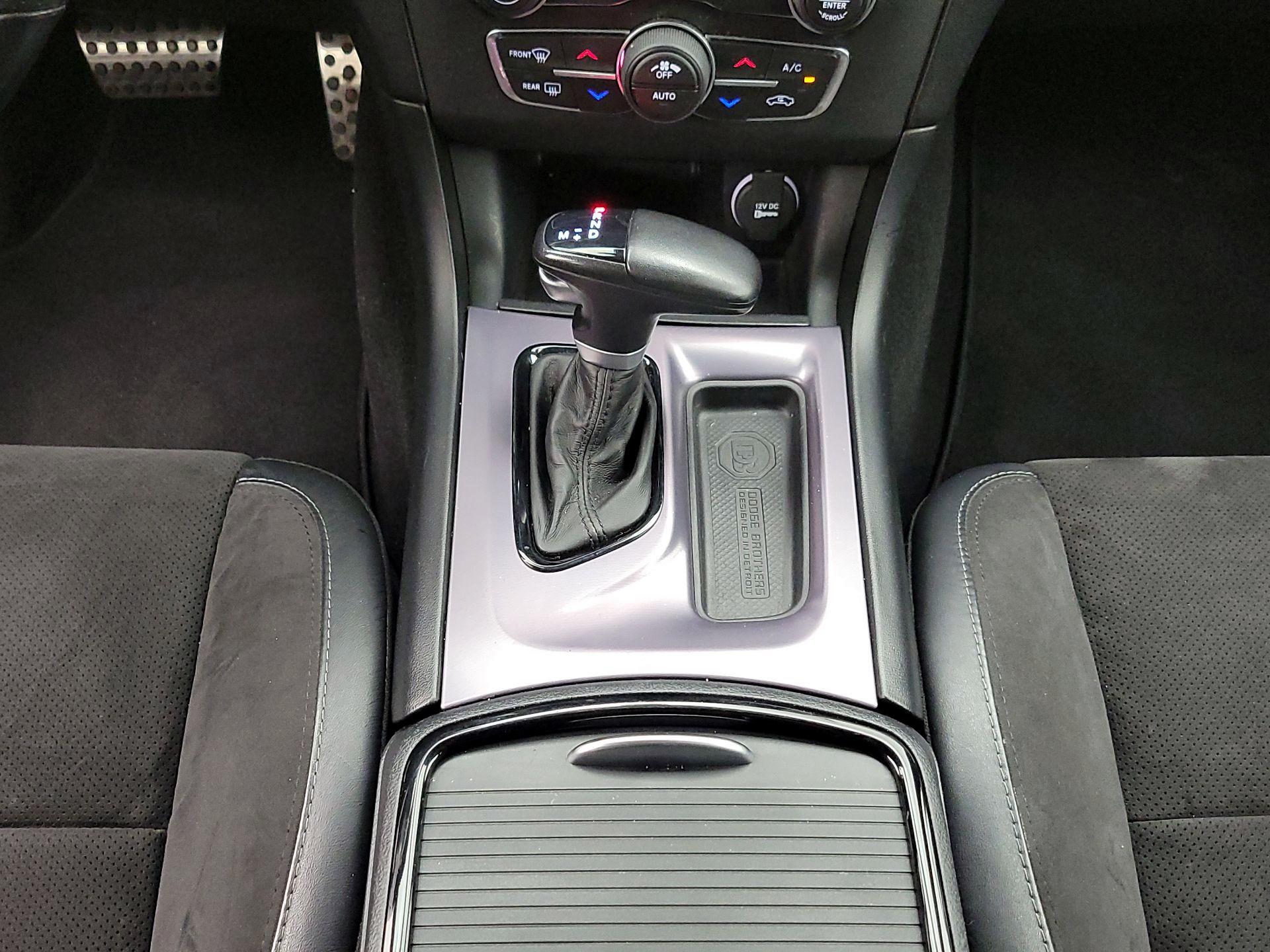 Thumbnail: 2020 Dodge Charger - 17