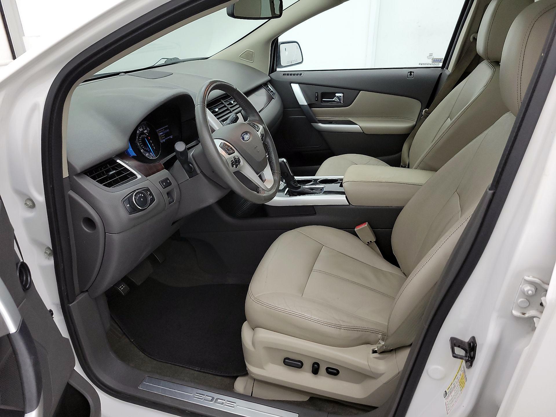 Thumbnail: 2013 Ford Edge - 11