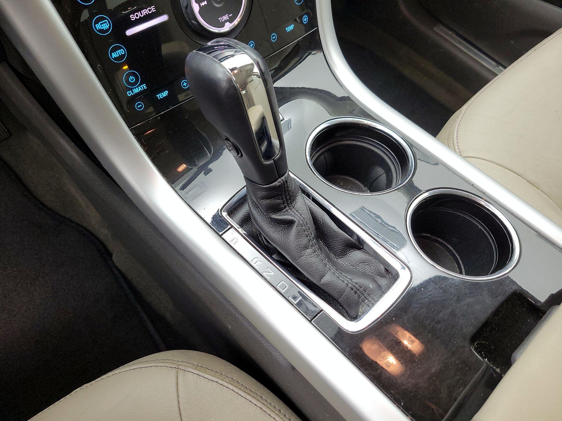 Thumbnail: 2013 Ford Edge - 18
