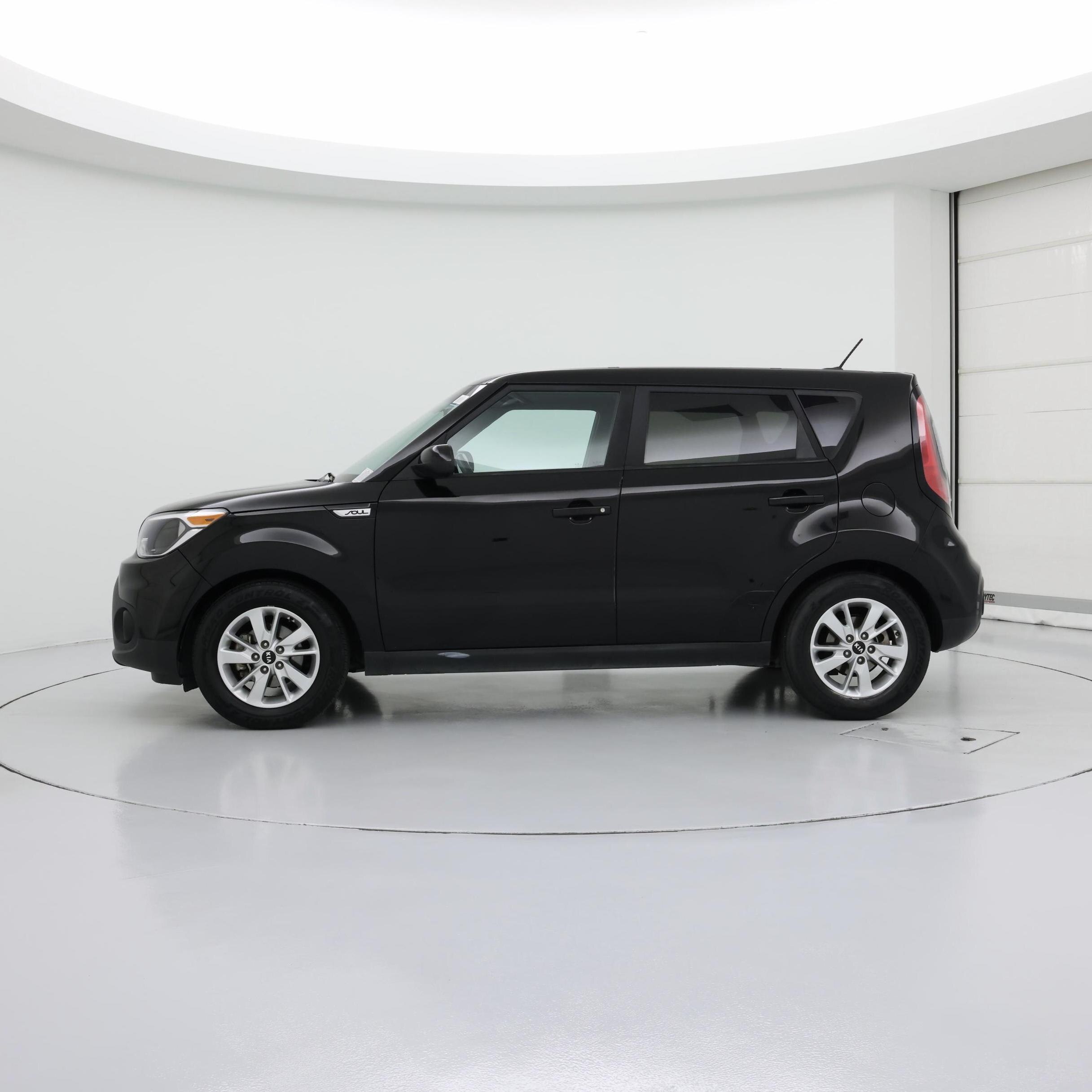 Thumbnail: 2019 Kia Soul - 3