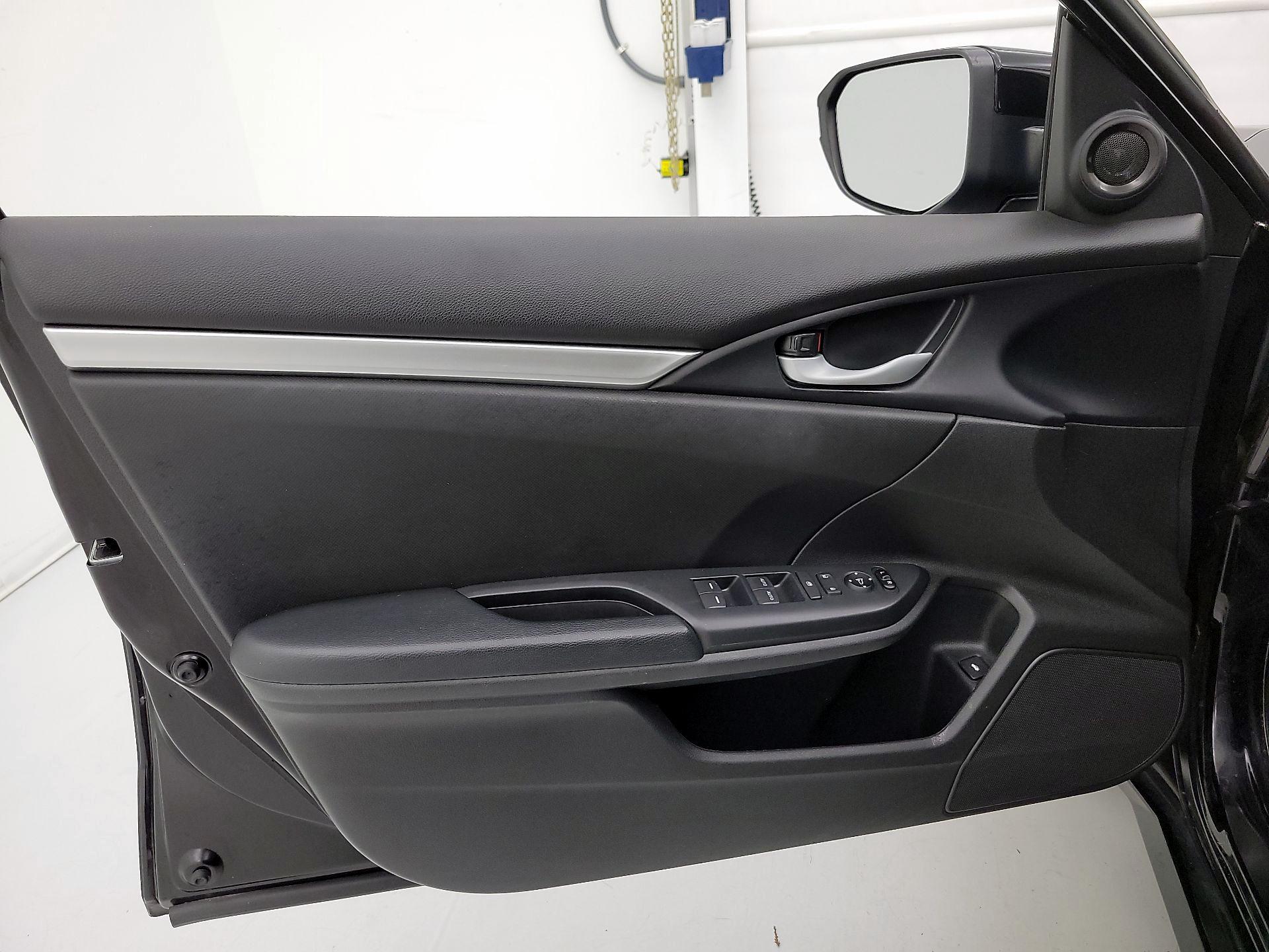 Thumbnail: 2019 Honda Civic - 12