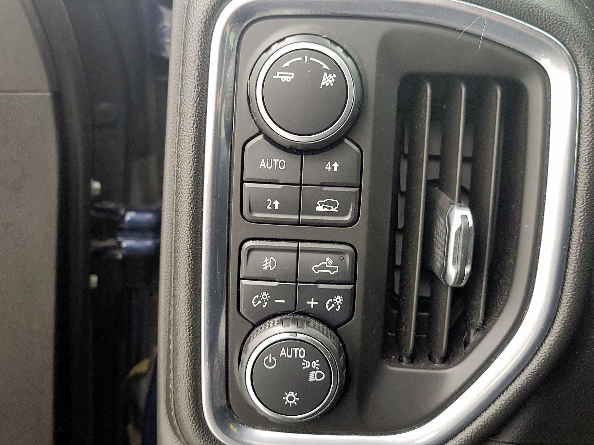 Thumbnail: 2019 Chevrolet Silverado 1500 - 13