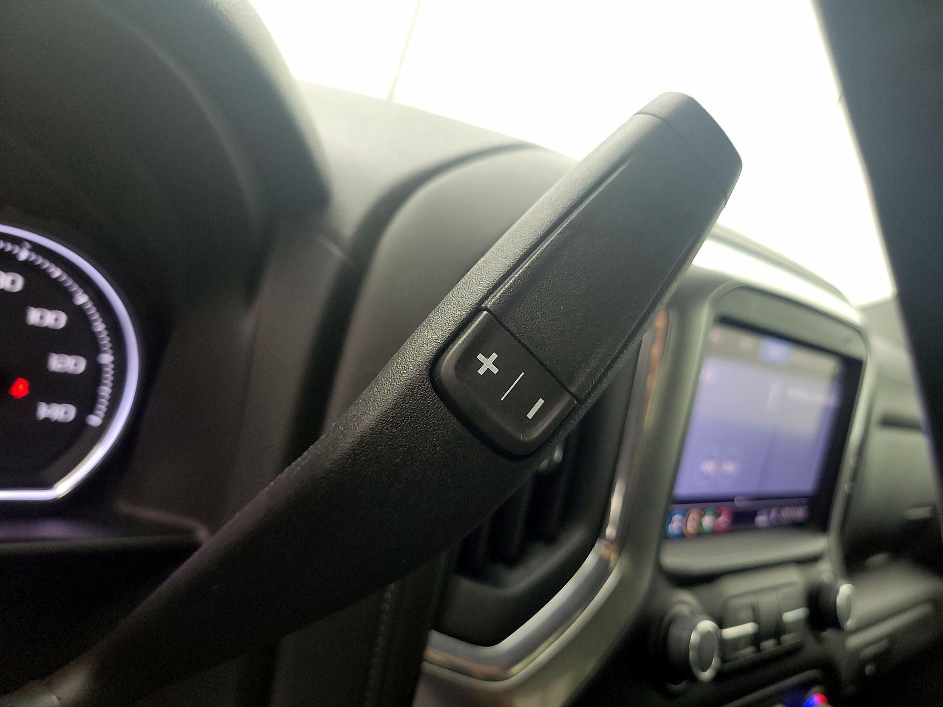 Thumbnail: 2019 Chevrolet Silverado 1500 - 17