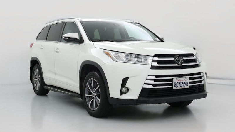 2018 Toyota Highlander XLE Hero Image