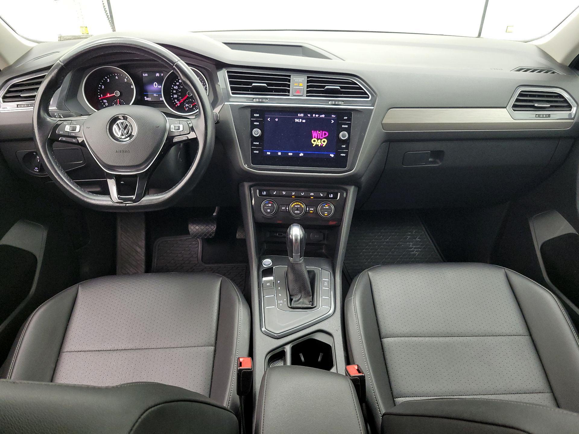 Thumbnail: 2018 Volkswagen Tiguan - 9
