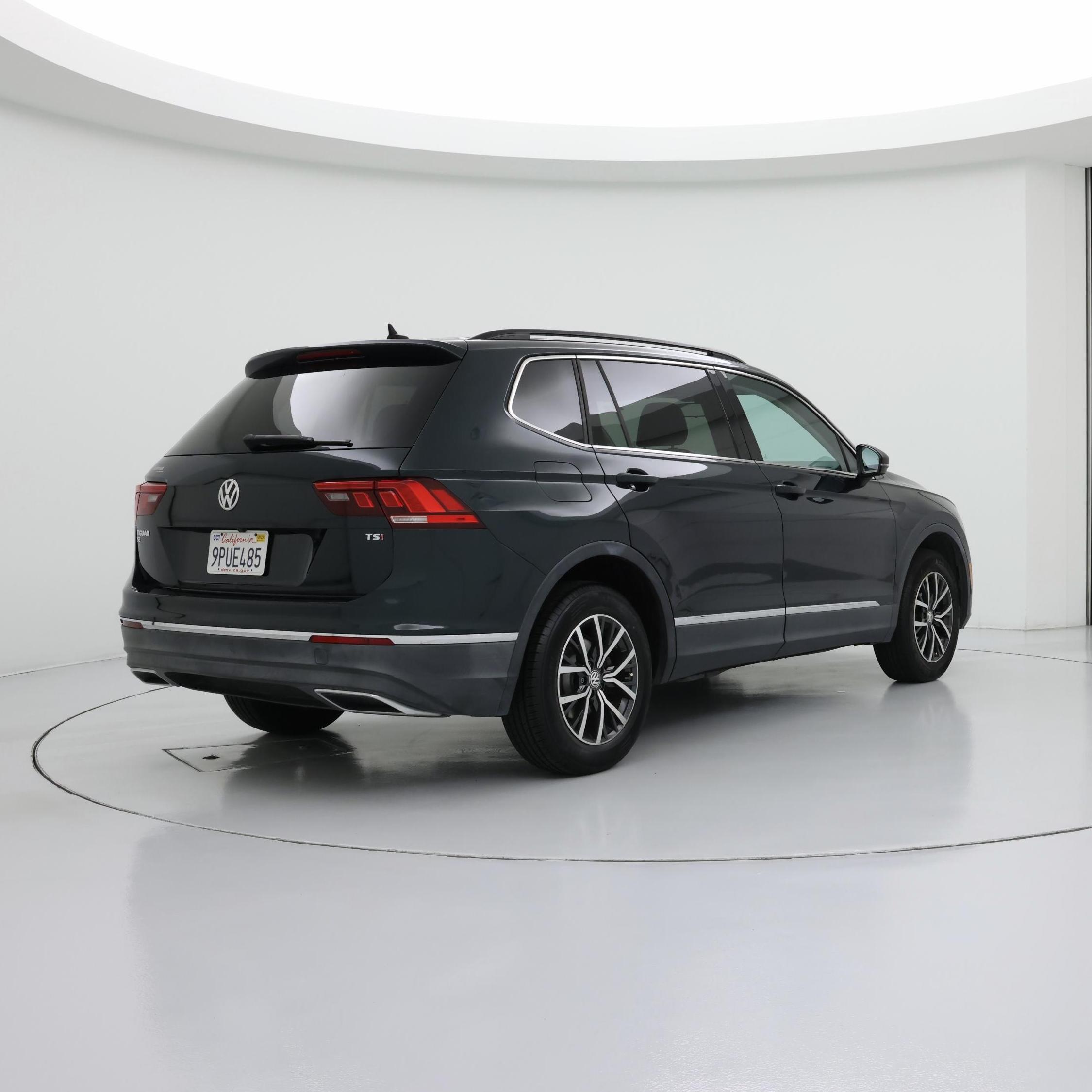 Thumbnail: 2018 Volkswagen Tiguan - 8