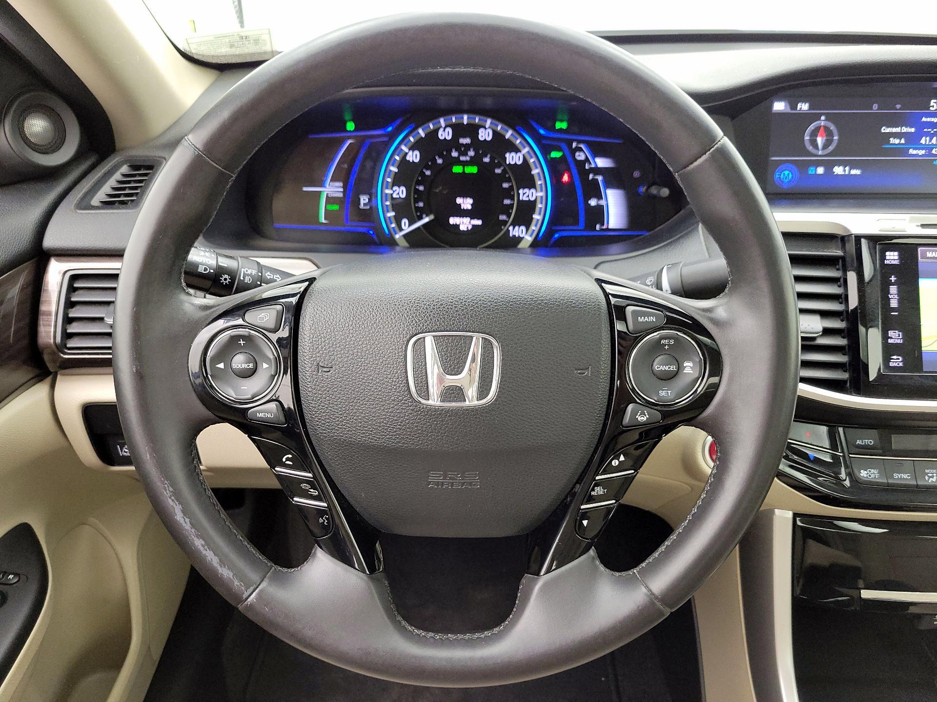 Thumbnail: 2017 Honda Accord - 10