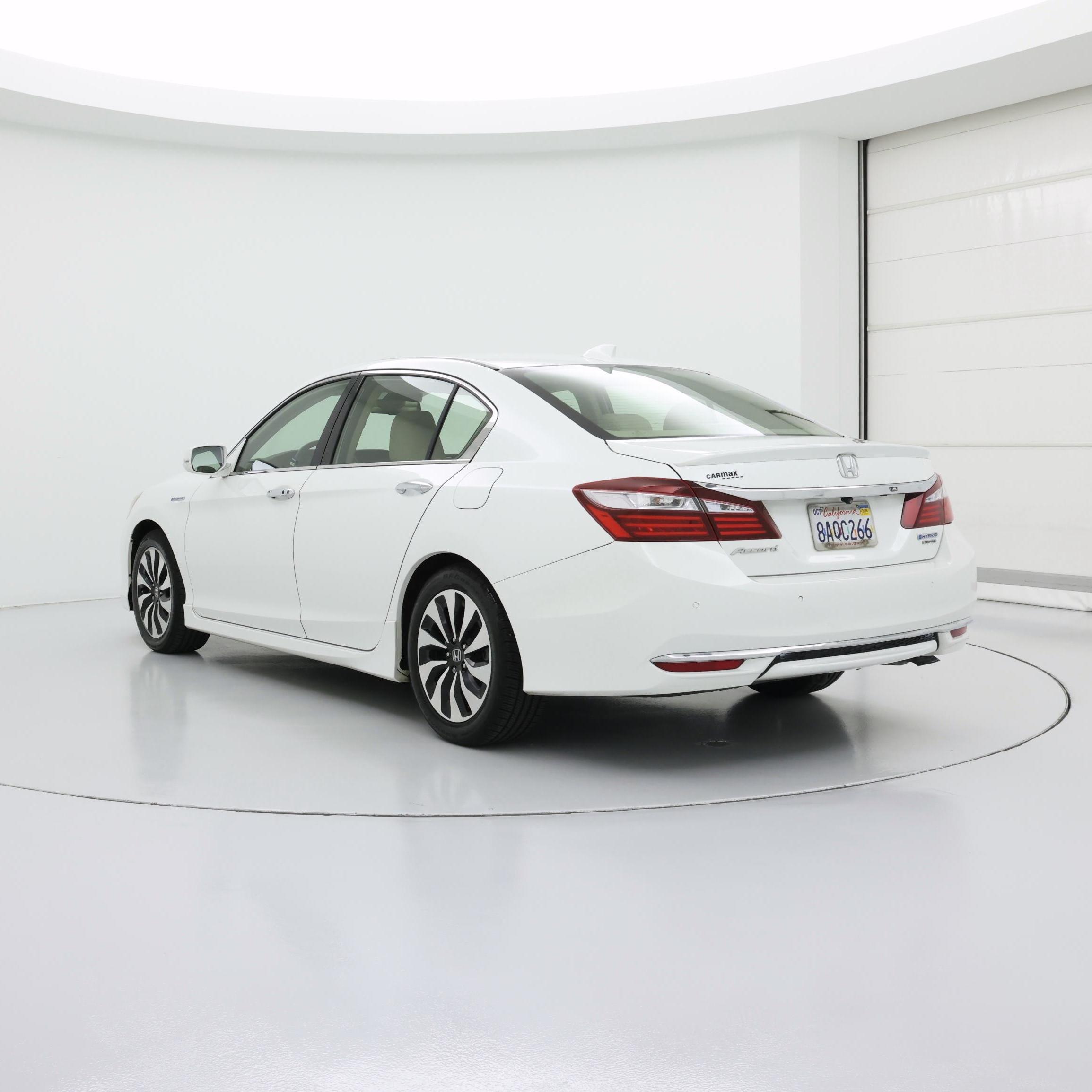 Thumbnail: 2017 Honda Accord - 2