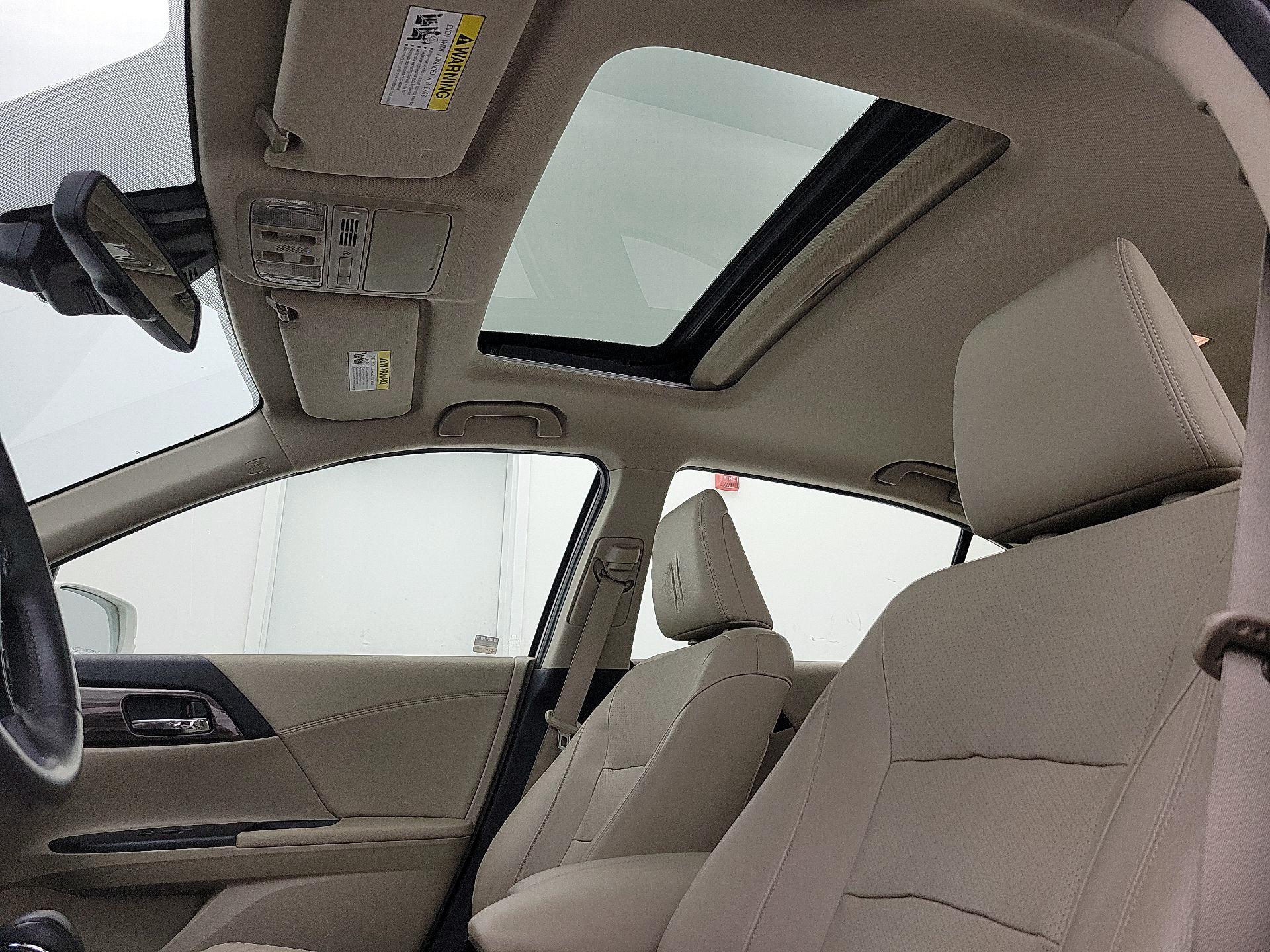 Thumbnail: 2017 Honda Accord - 20