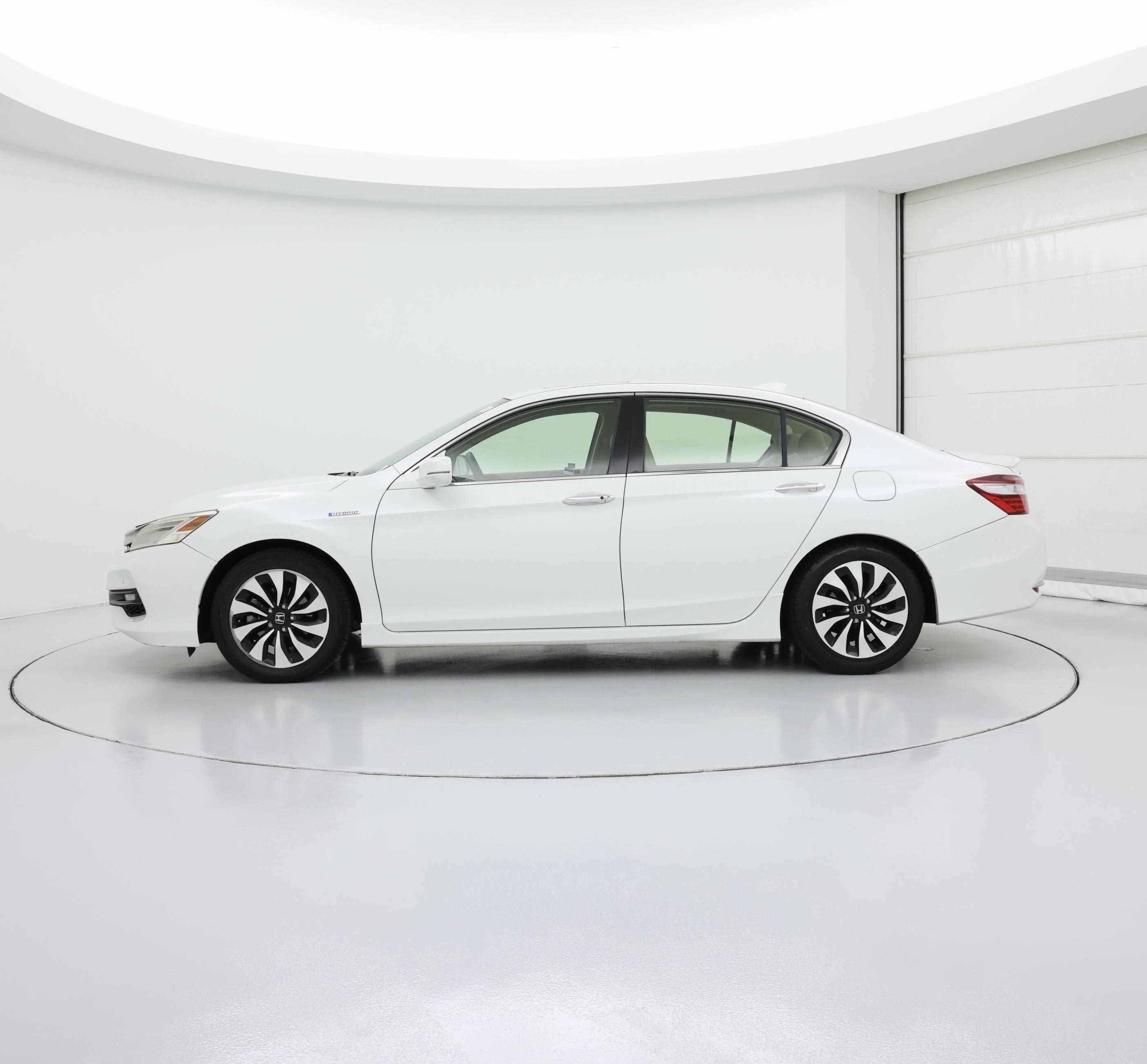 Thumbnail: 2017 Honda Accord - 3