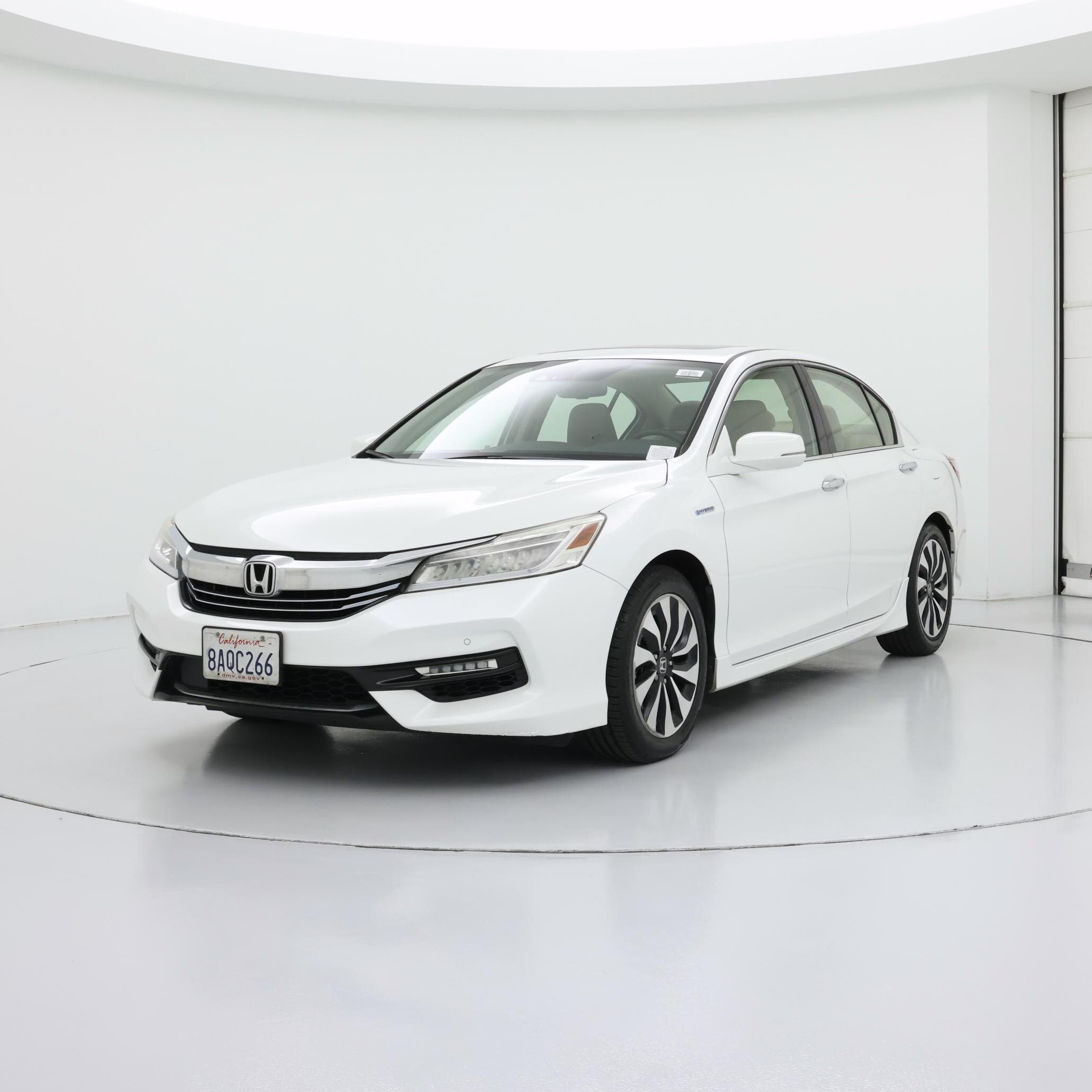 Thumbnail: 2017 Honda Accord - 4