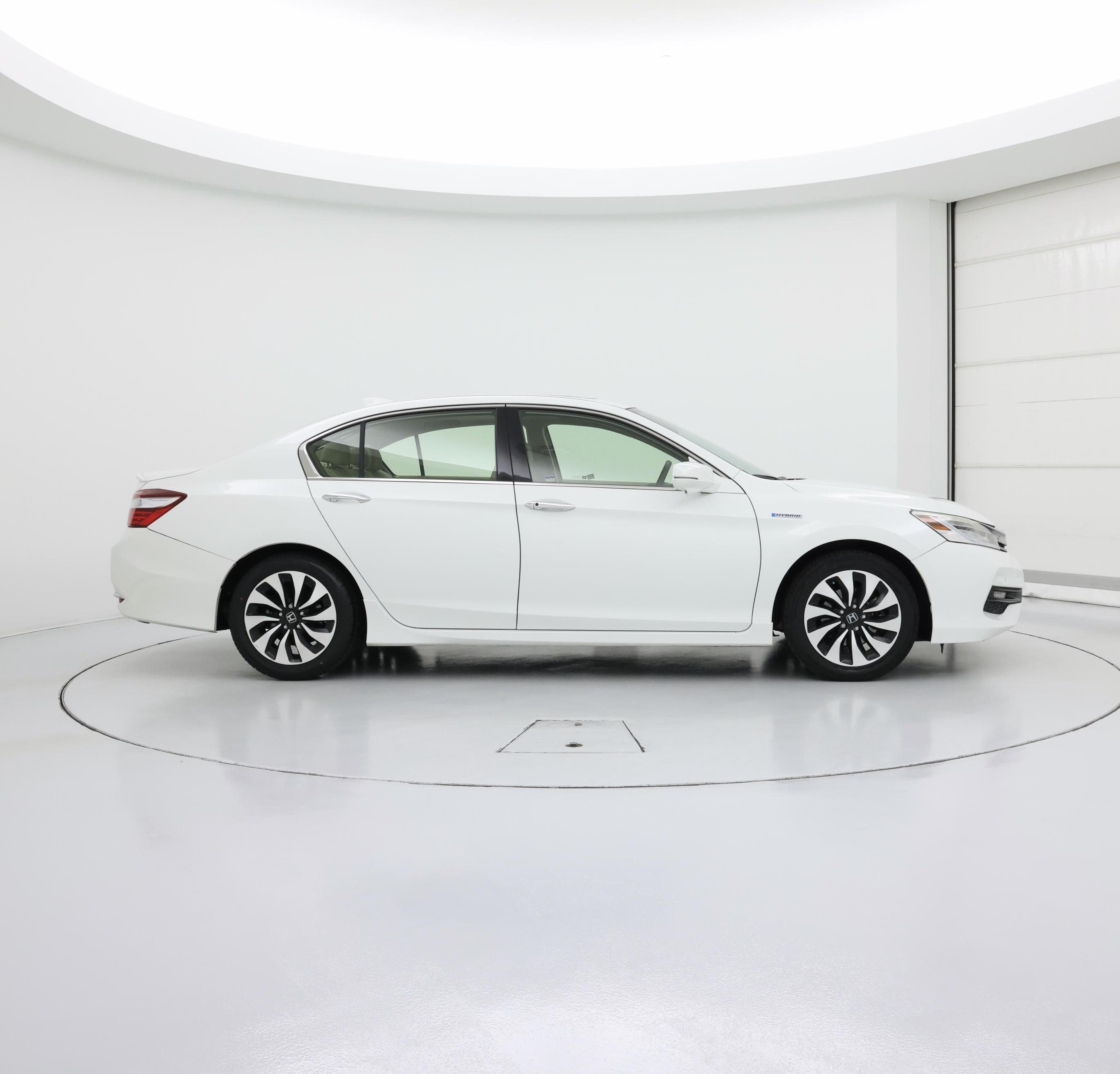 Thumbnail: 2017 Honda Accord - 7