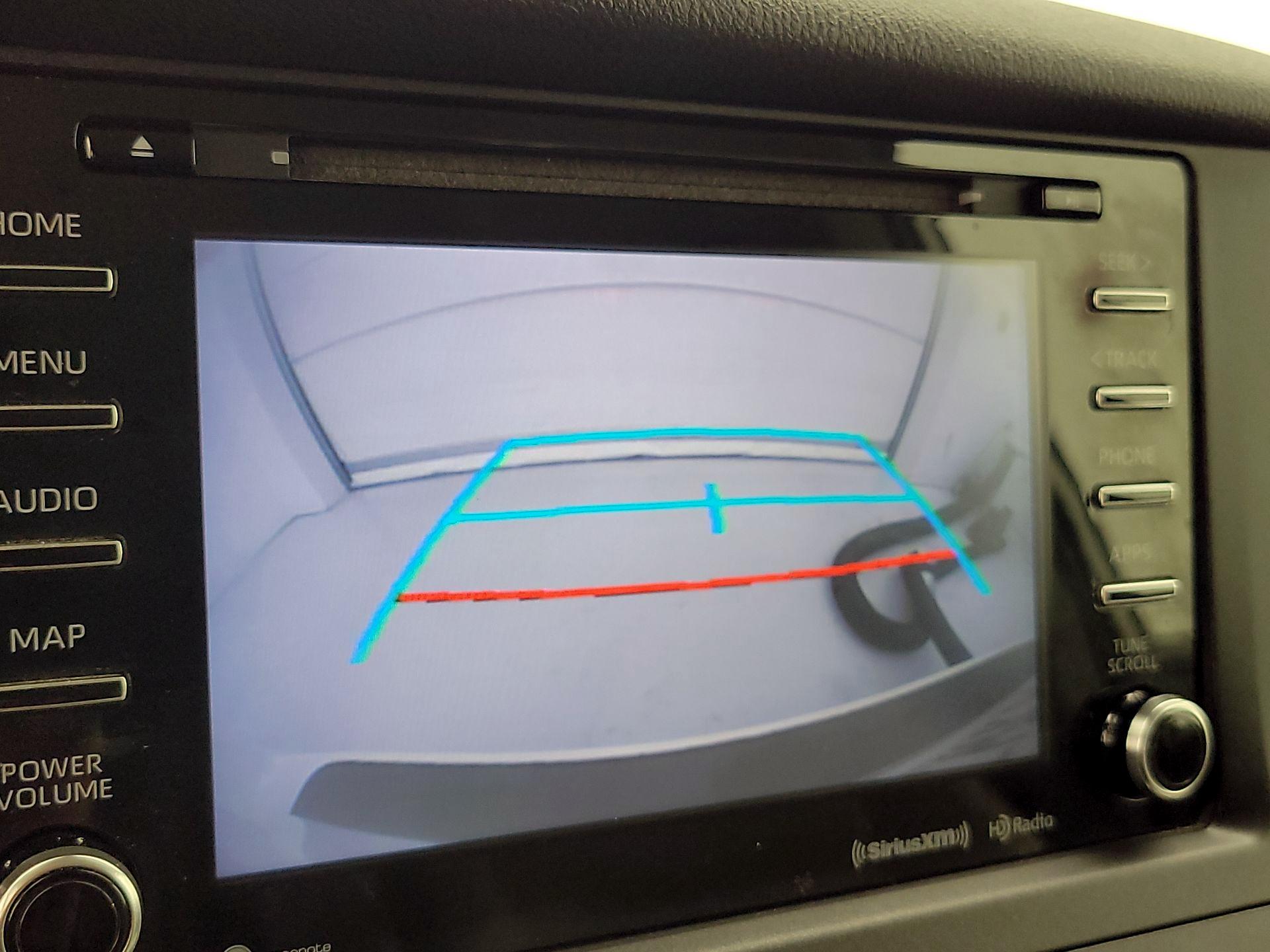 Thumbnail: 2019 Toyota Sienna - 14