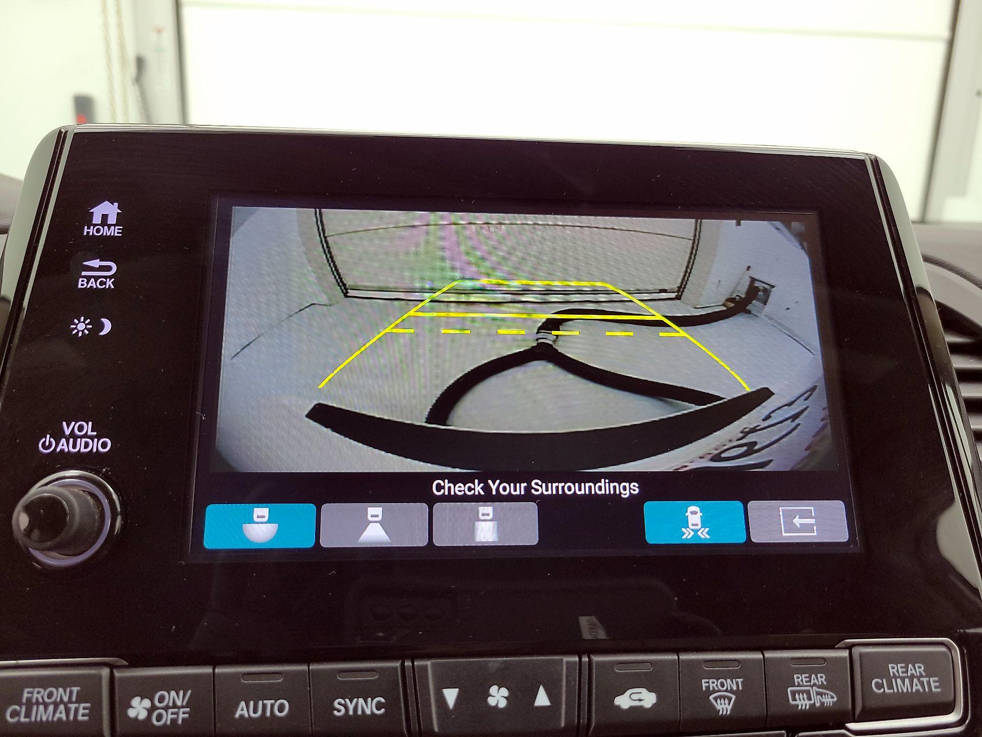 Thumbnail: 2019 Honda Odyssey - 15