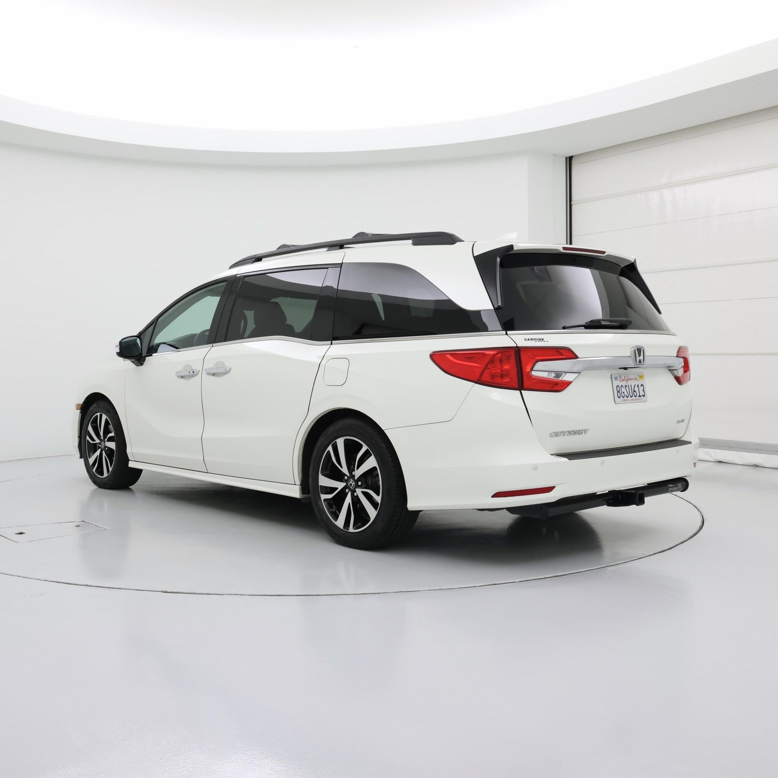 Thumbnail: 2019 Honda Odyssey - 2