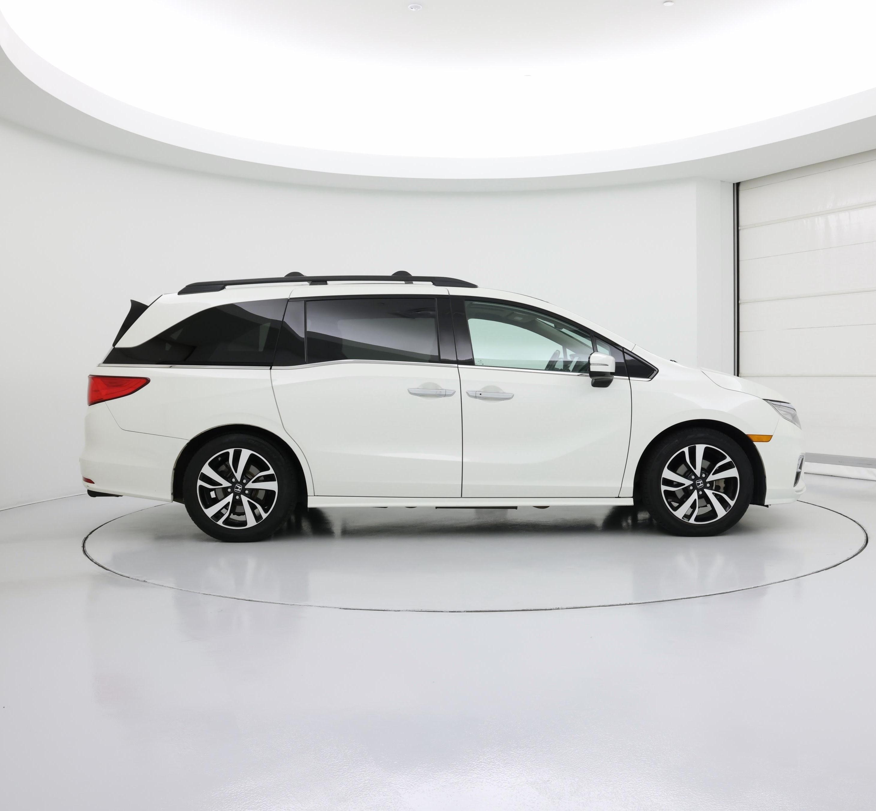 Thumbnail: 2019 Honda Odyssey - 7