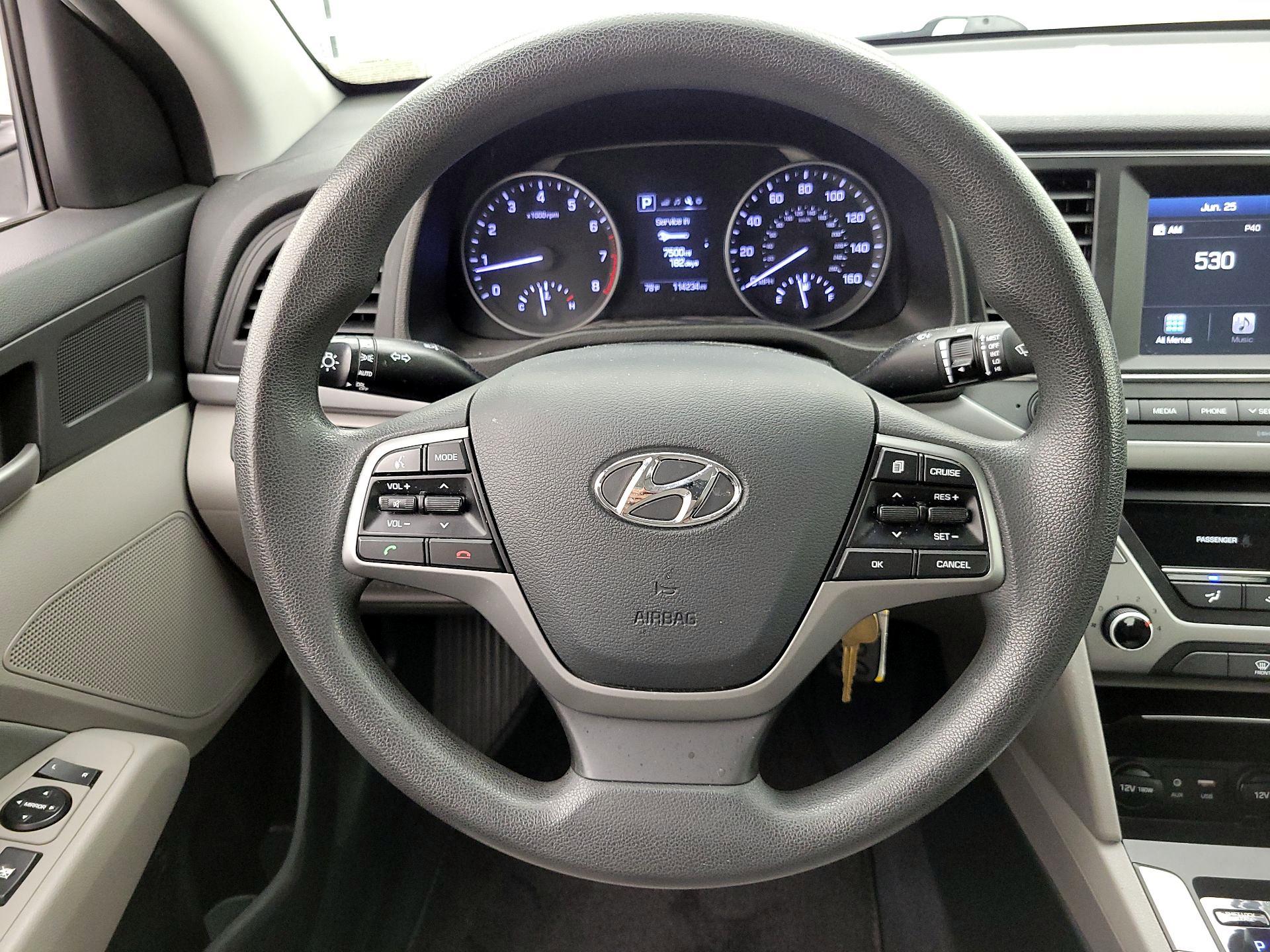 Thumbnail: 2018 Hyundai Elantra - 10