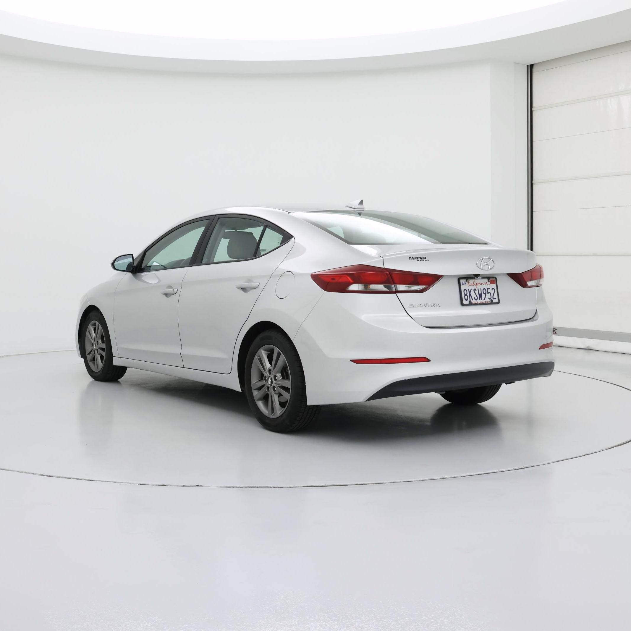 Thumbnail: 2018 Hyundai Elantra - 2