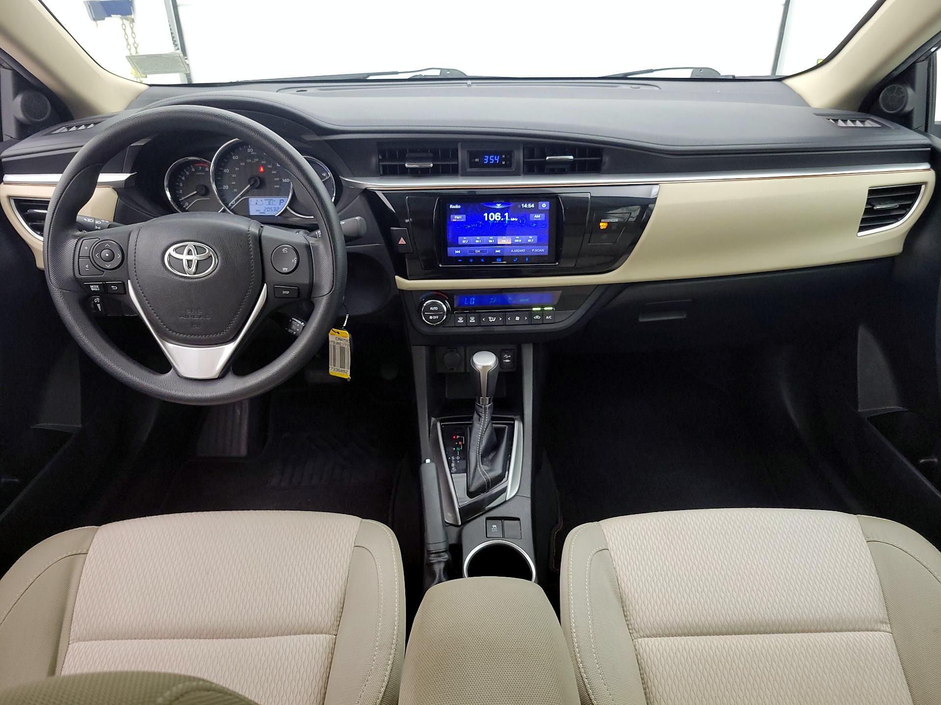 Thumbnail: 2015 Toyota Corolla - 9