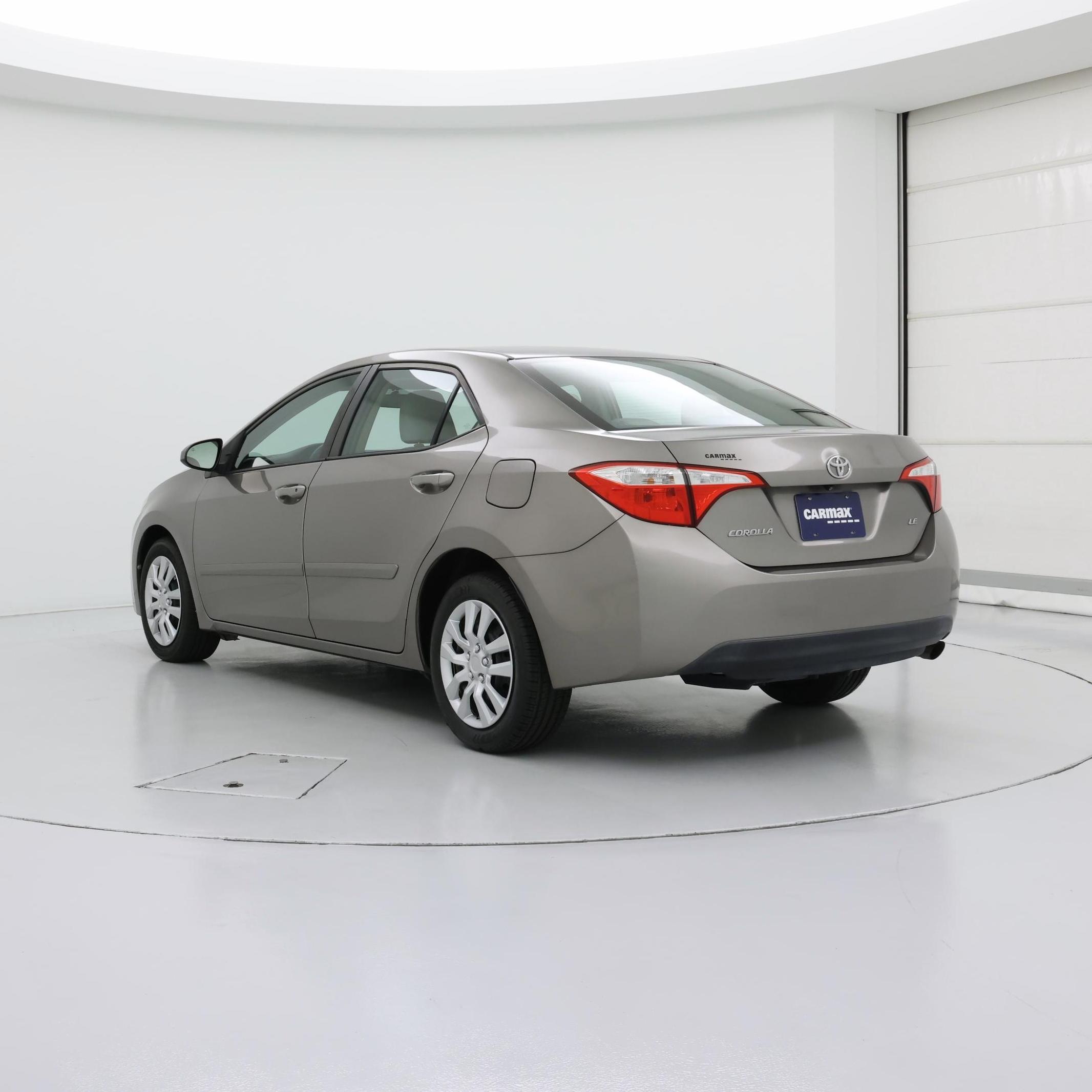 Thumbnail: 2015 Toyota Corolla - 2