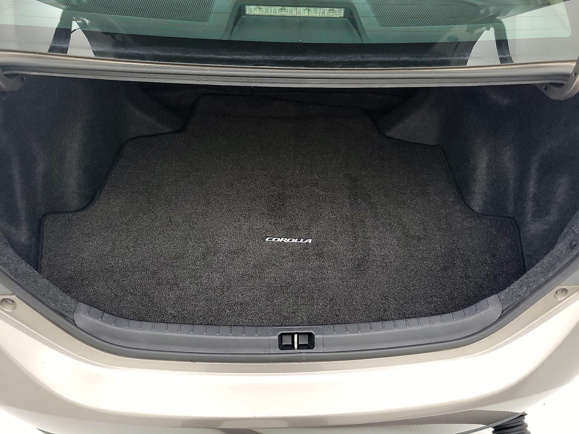 Thumbnail: 2015 Toyota Corolla - 20