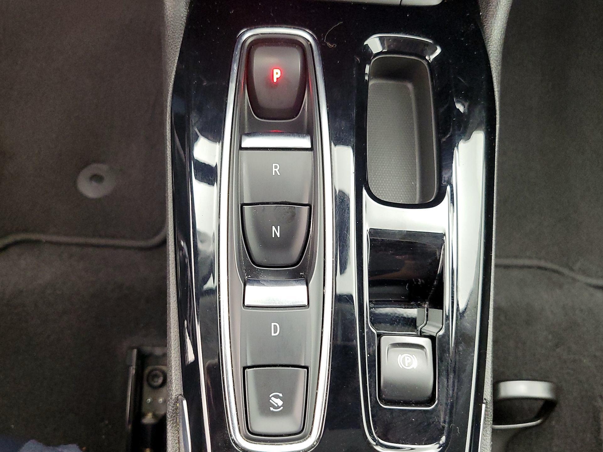 Thumbnail: 2022 Chevrolet Bolt EUV - 17