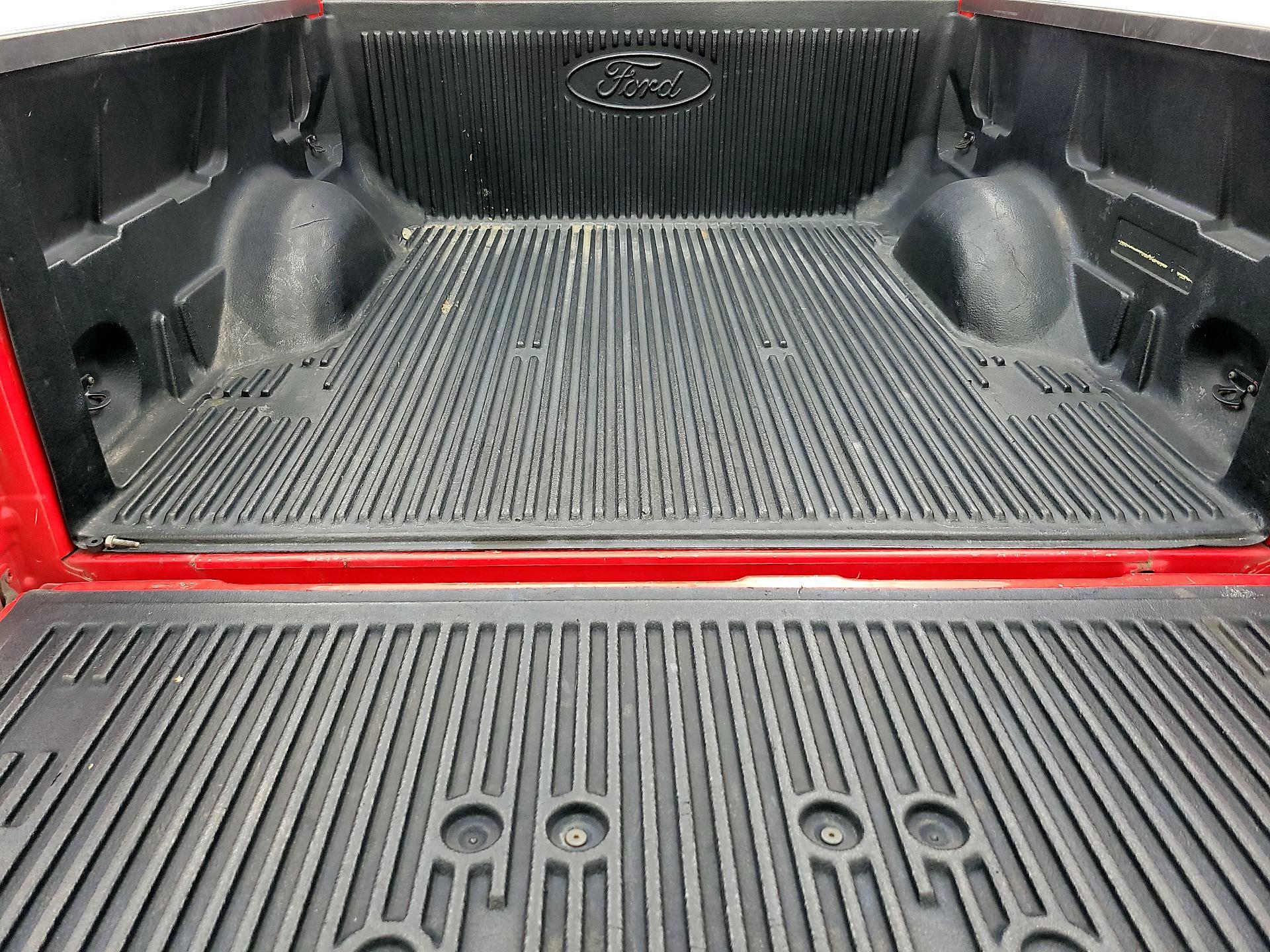 Thumbnail: 2014 Ford F-150 - 19