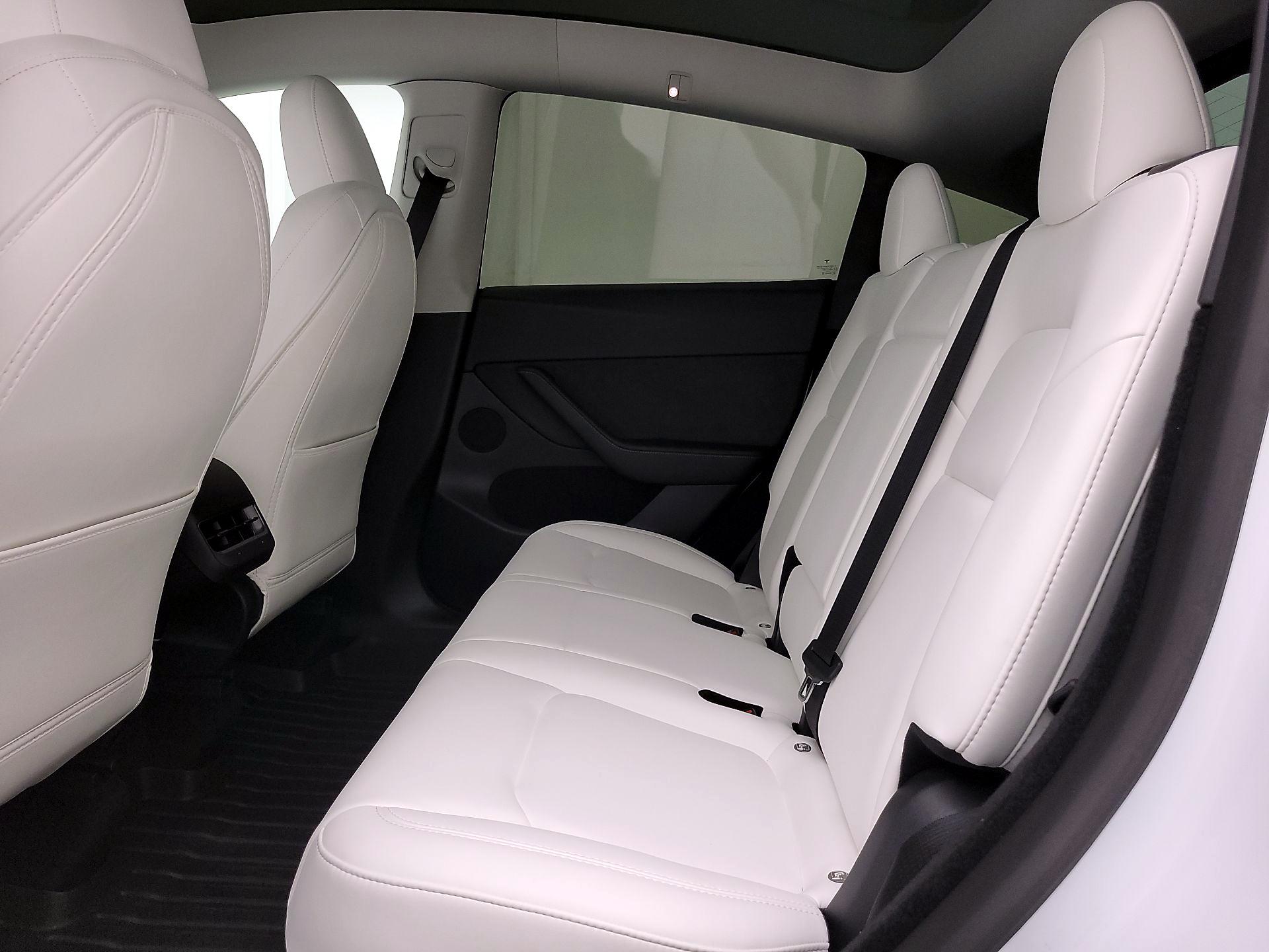 Thumbnail: 2023 Tesla Model Y - 19