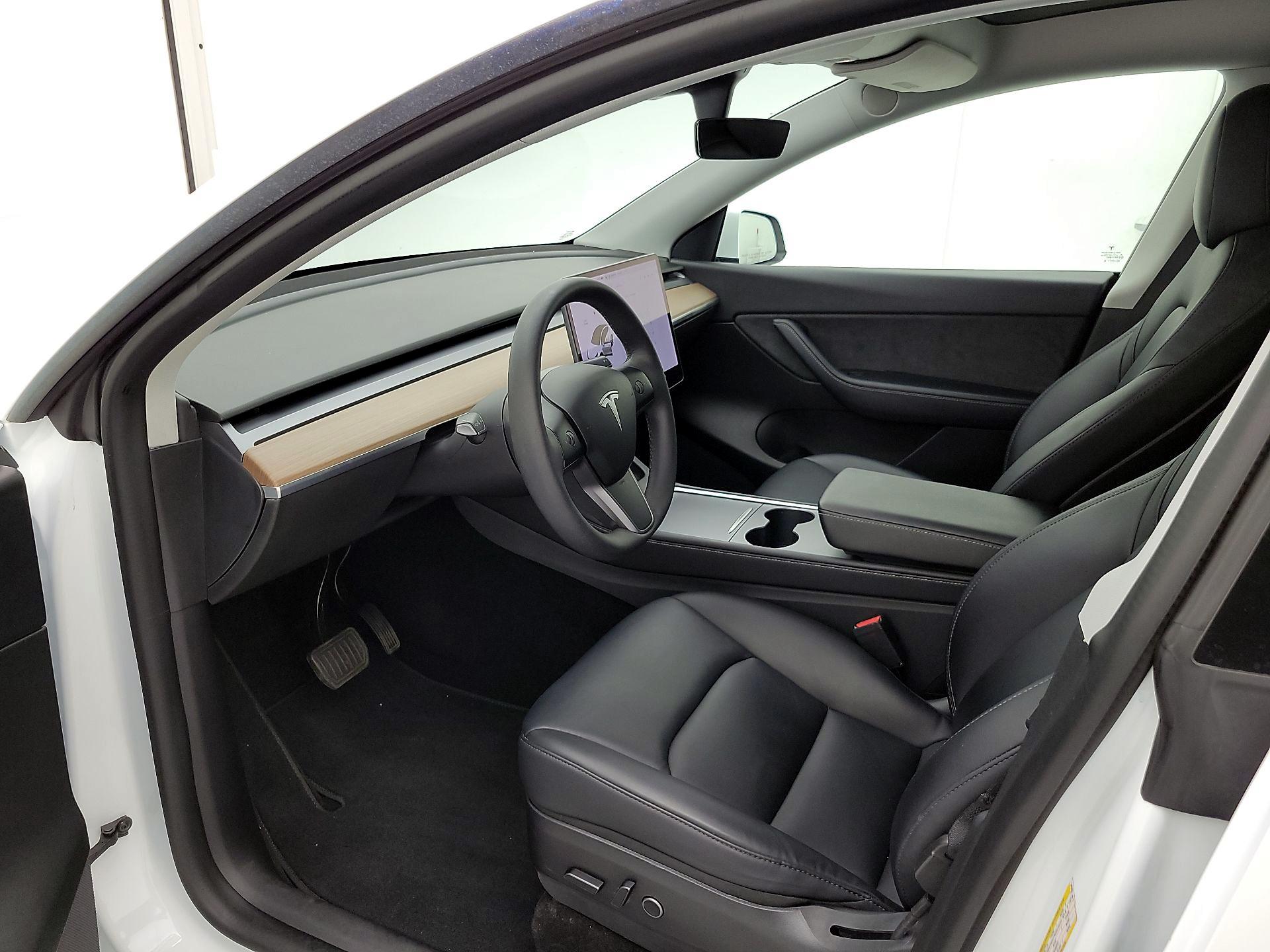 Thumbnail: 2022 Tesla Model Y - 11