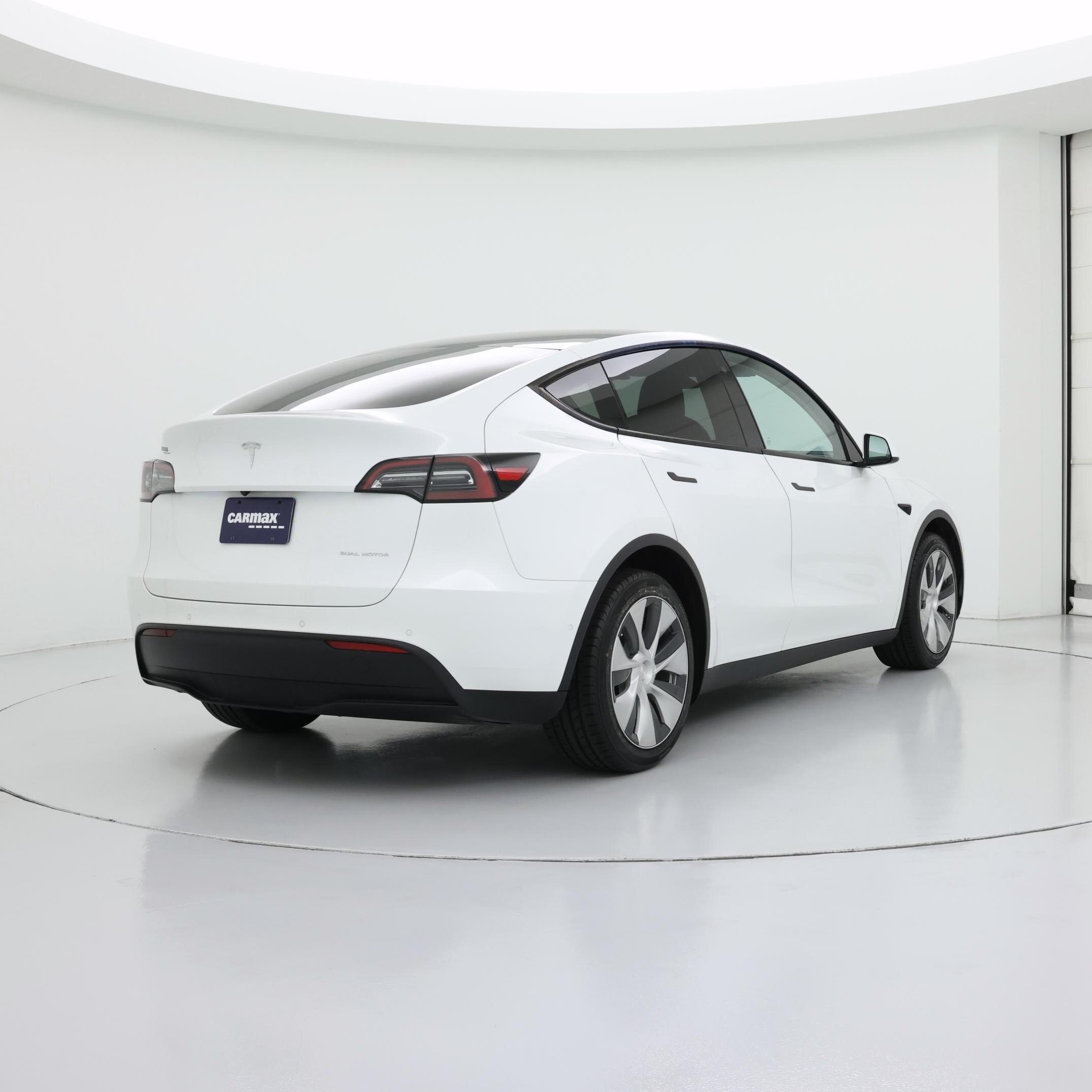 Thumbnail: 2022 Tesla Model Y - 8