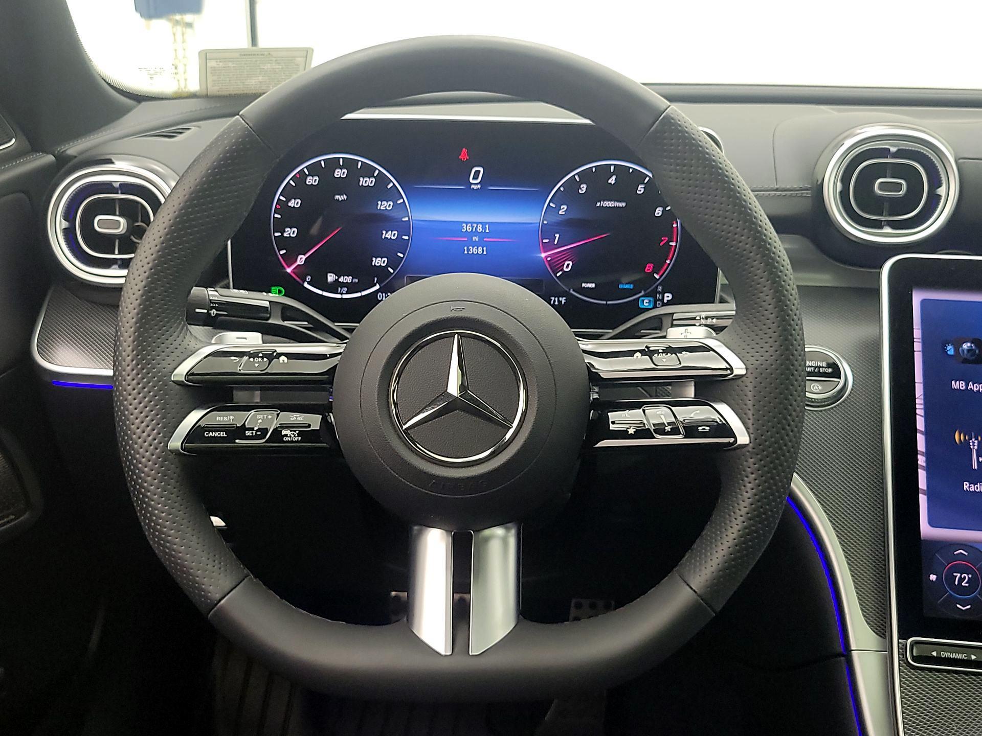 Thumbnail: 2024 Mercedes-Benz C-Class - 10