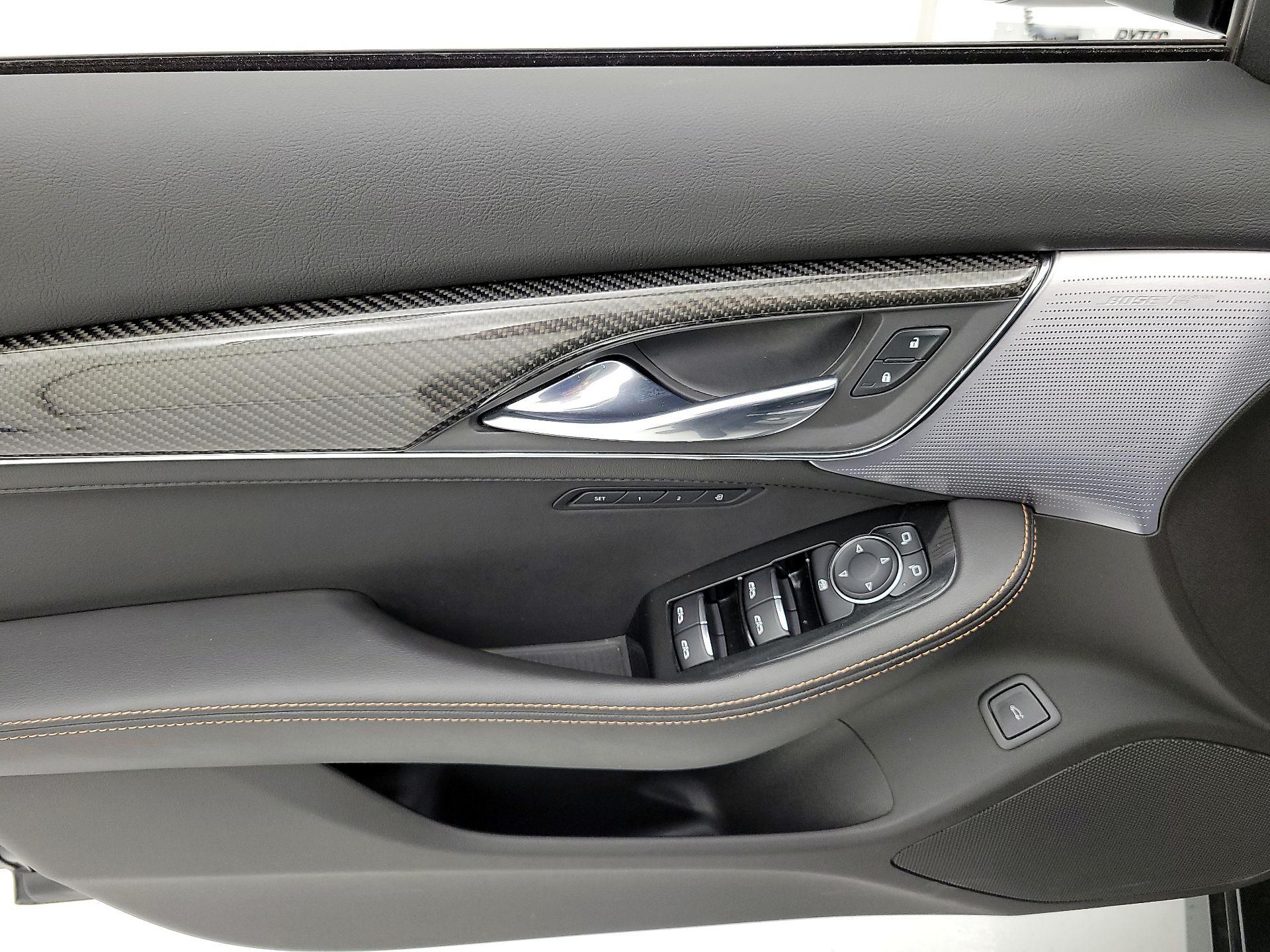 Thumbnail: 2022 Cadillac CT5 - 12