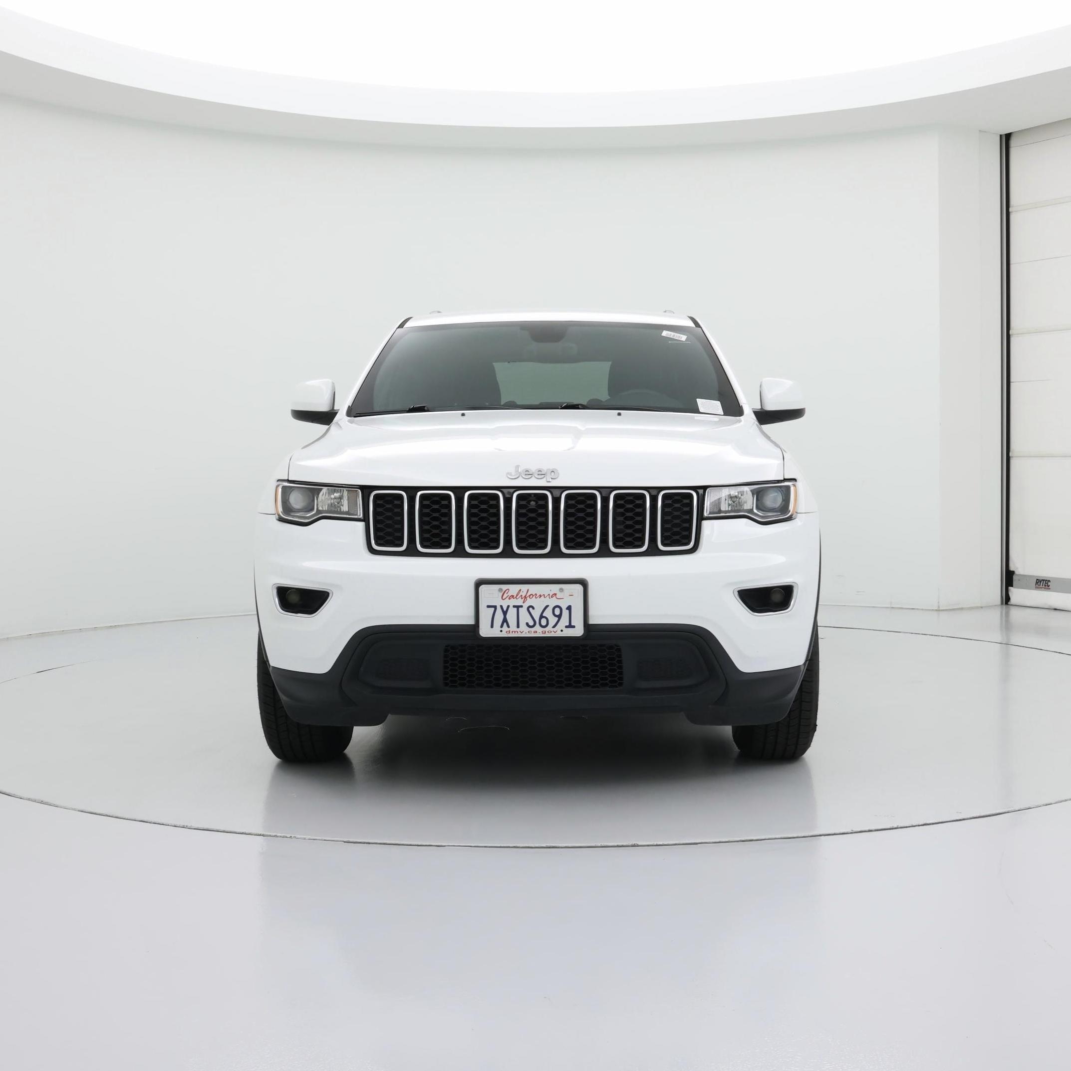 Thumbnail: 2017 Jeep Grand Cherokee - 5