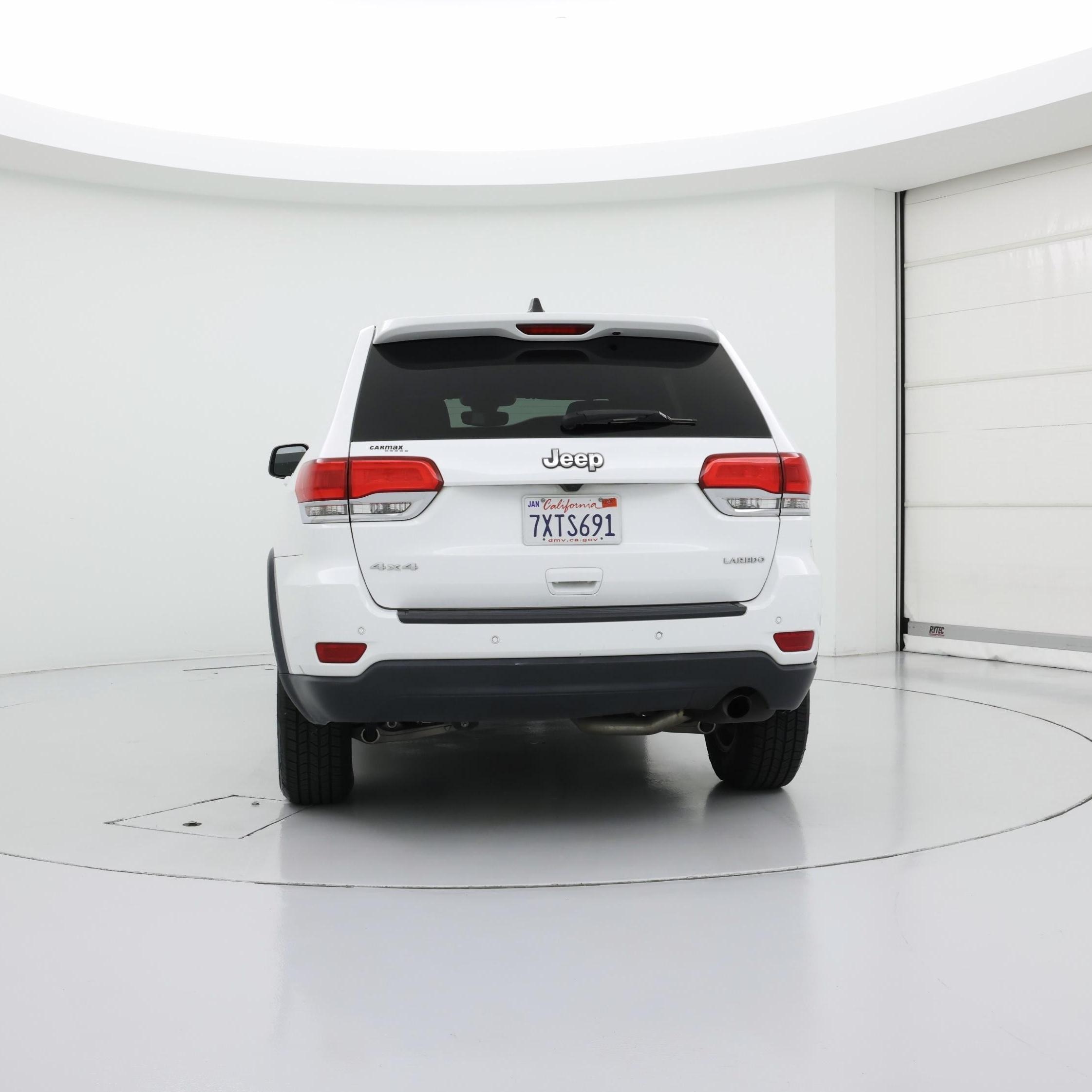 Thumbnail: 2017 Jeep Grand Cherokee - 6