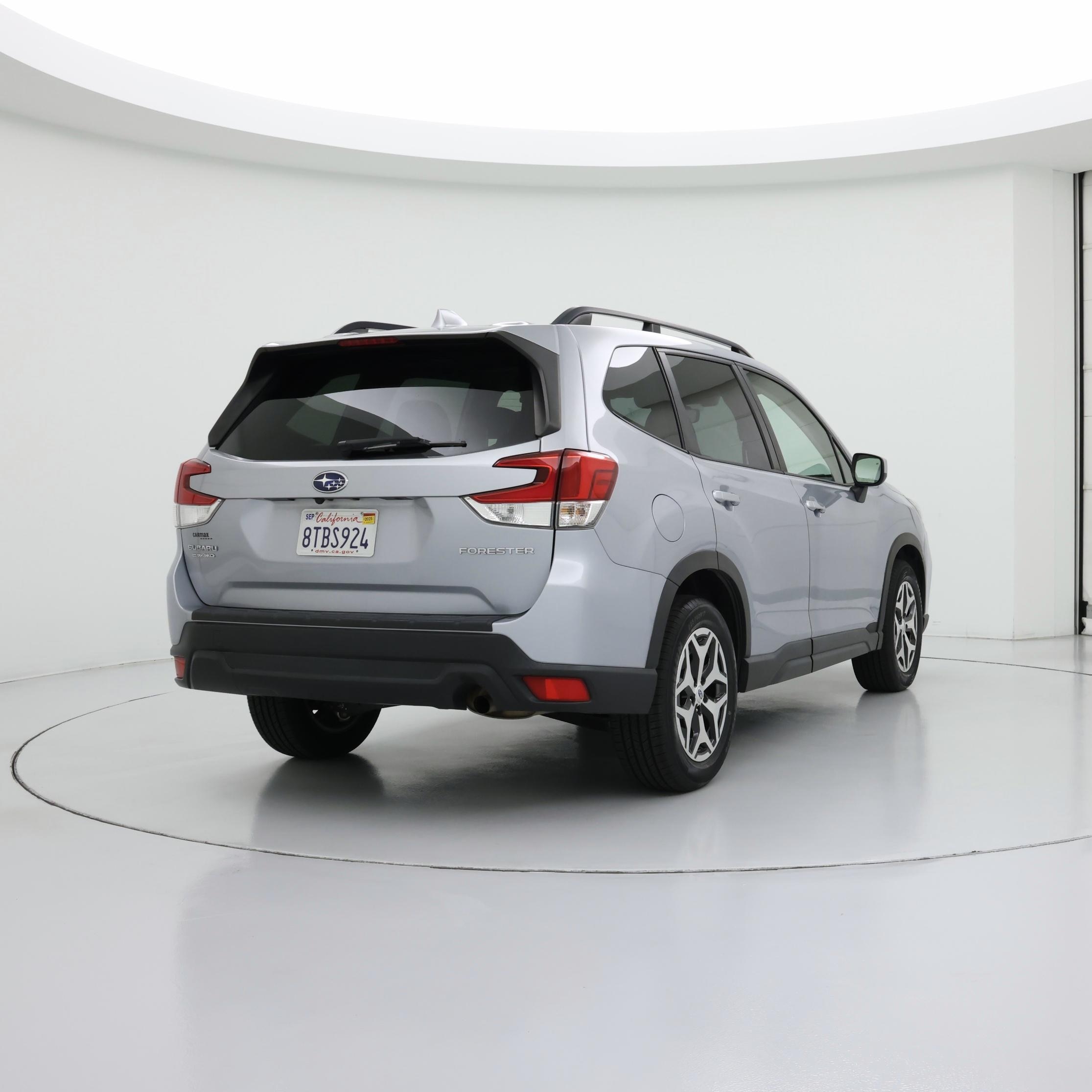 Thumbnail: 2020 Subaru Forester - 8