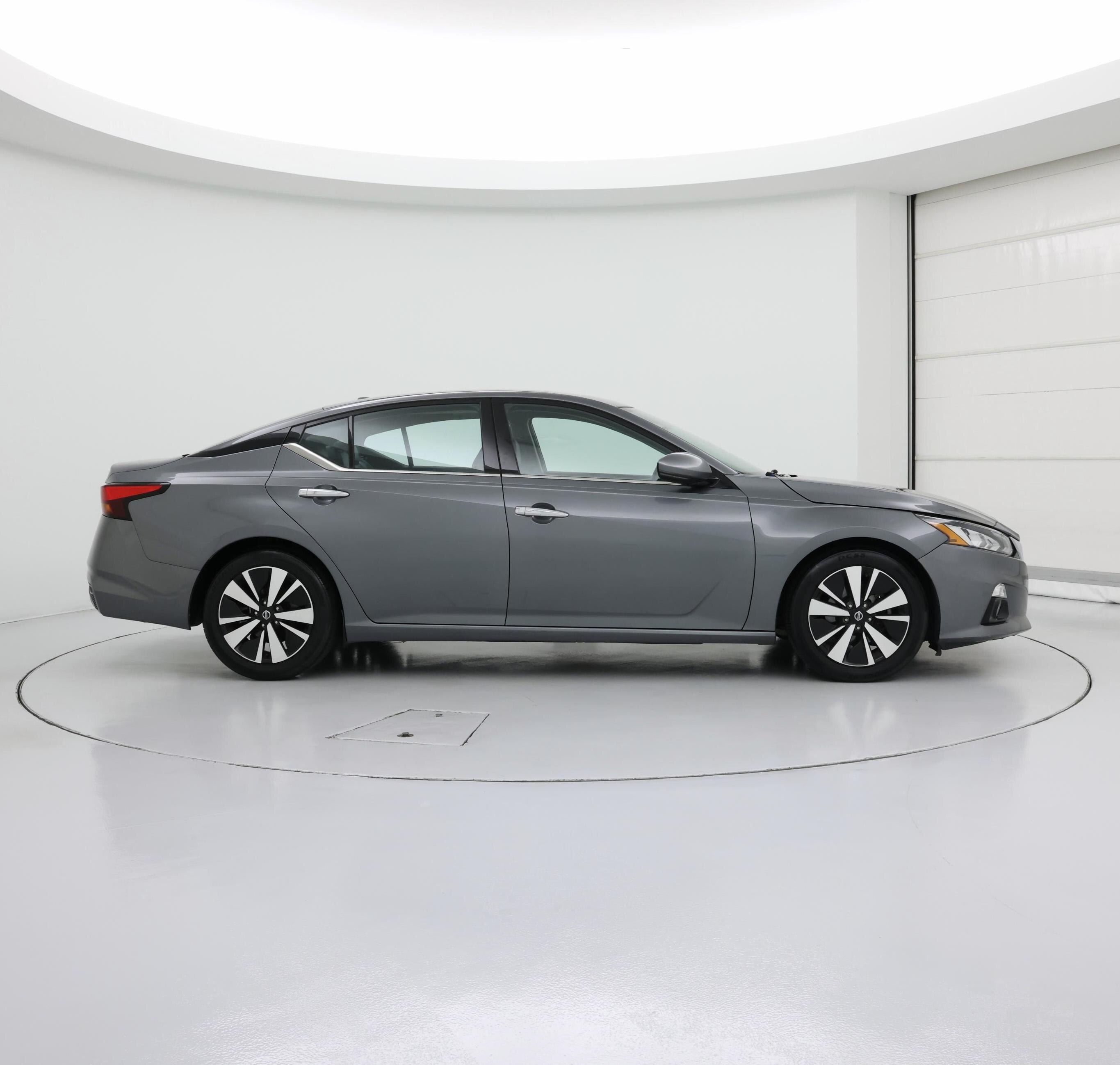 Thumbnail: 2019 Nissan Altima - 7
