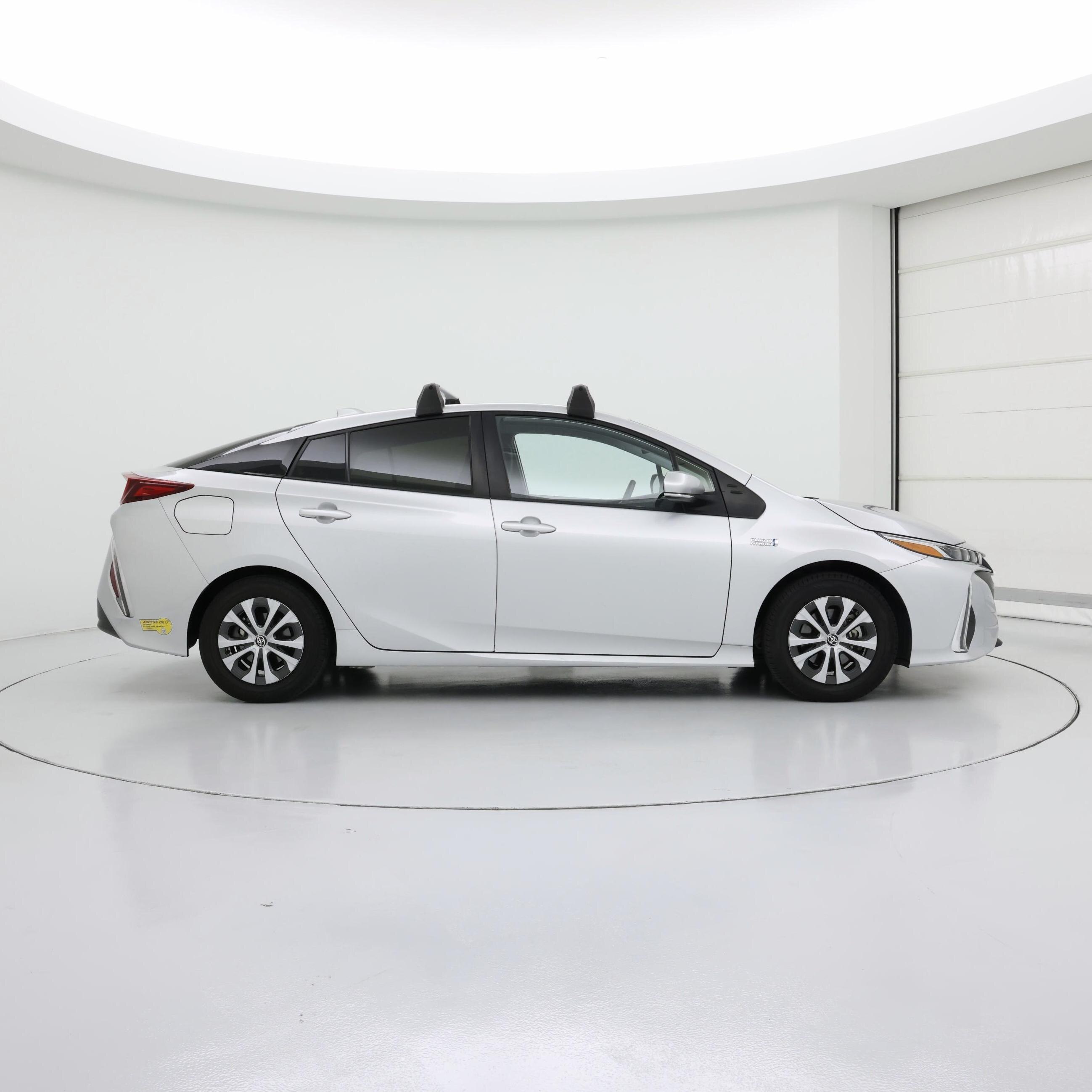 Thumbnail: 2022 Toyota Prius Prime - 7