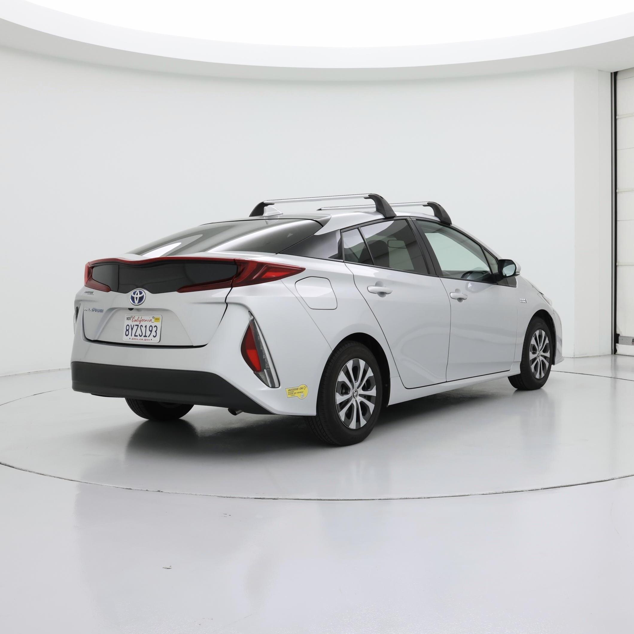 Thumbnail: 2022 Toyota Prius Prime - 8