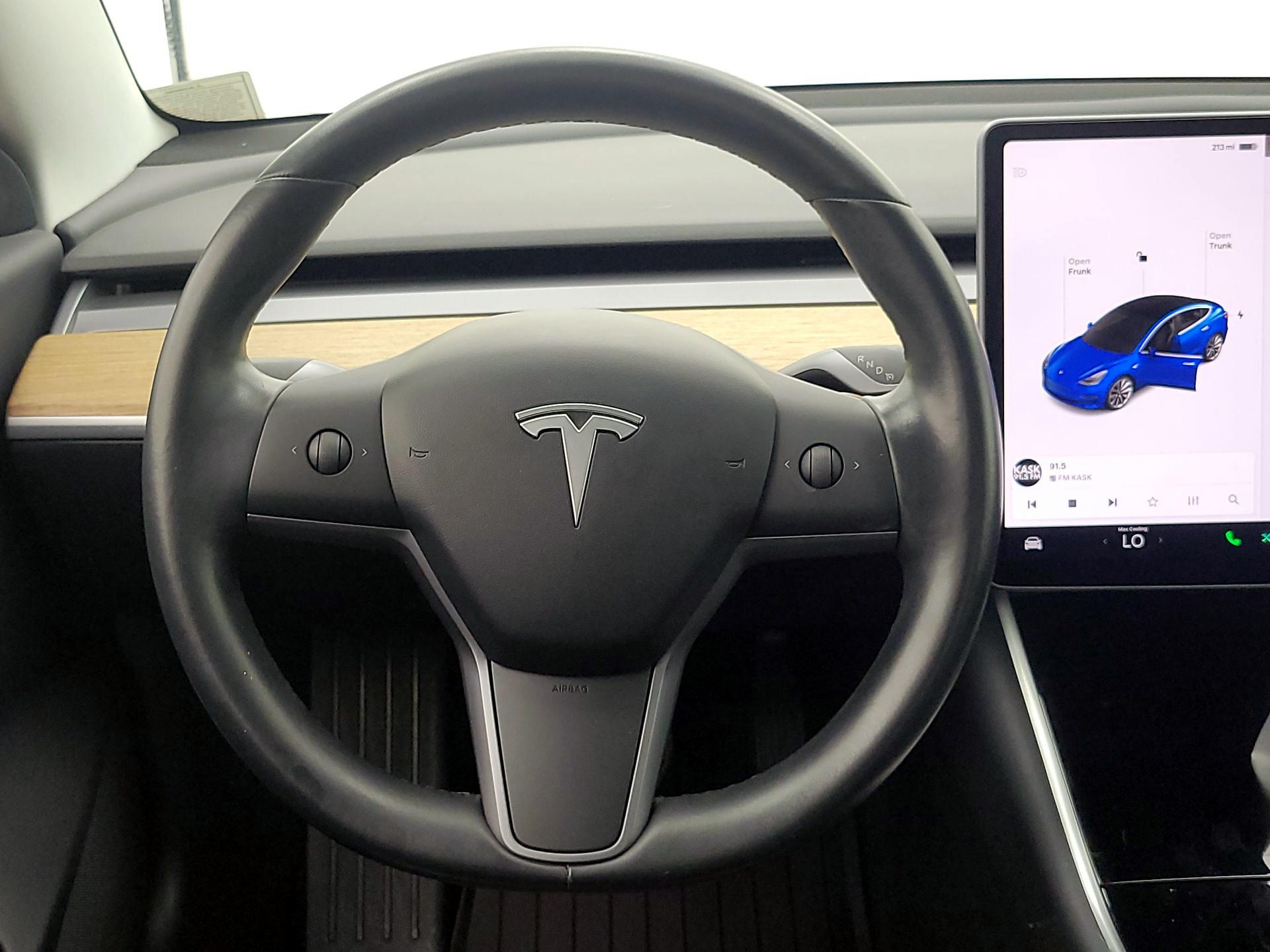 Thumbnail: 2019 Tesla Model 3 - 10