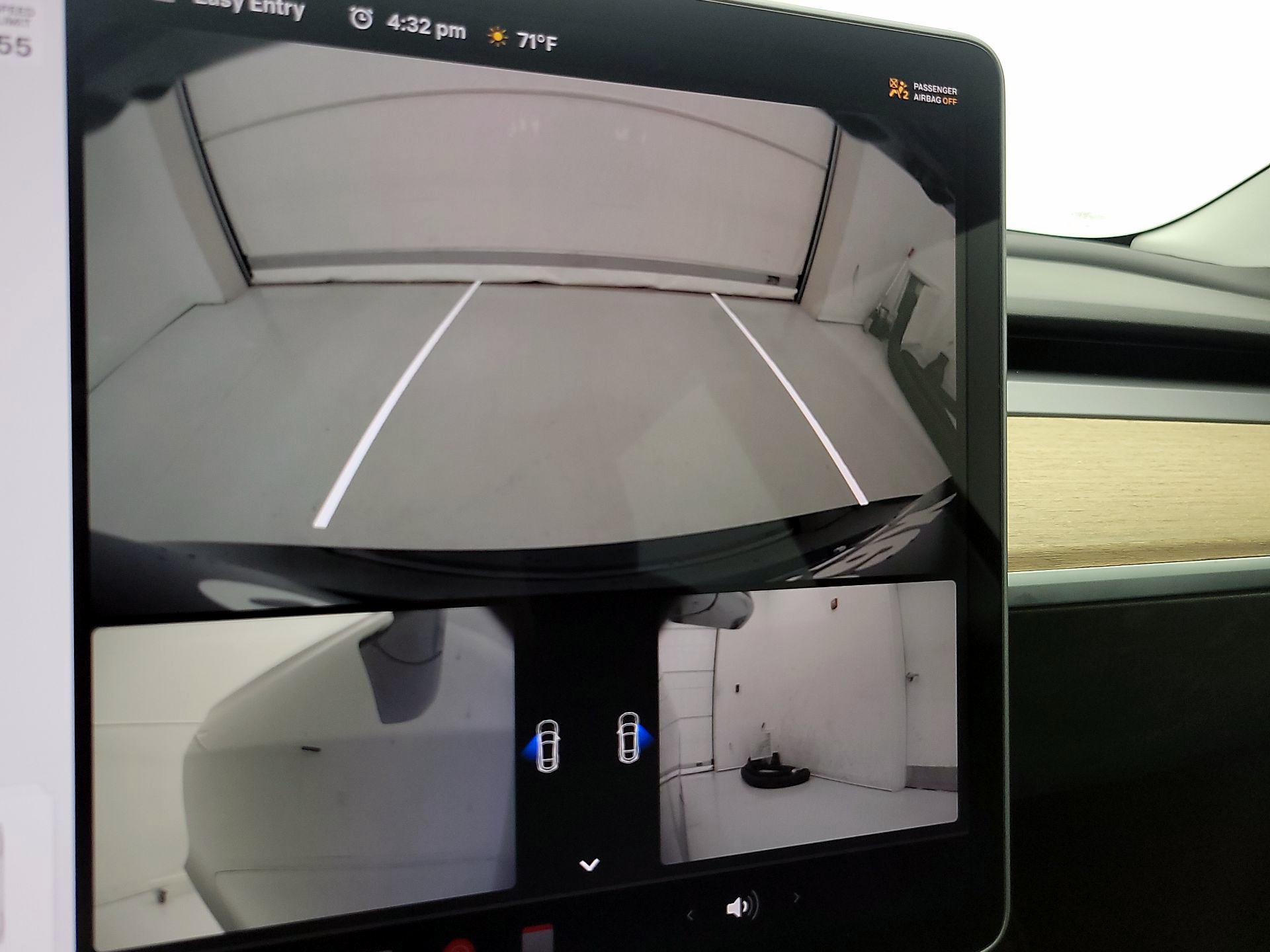 Thumbnail: 2019 Tesla Model 3 - 14