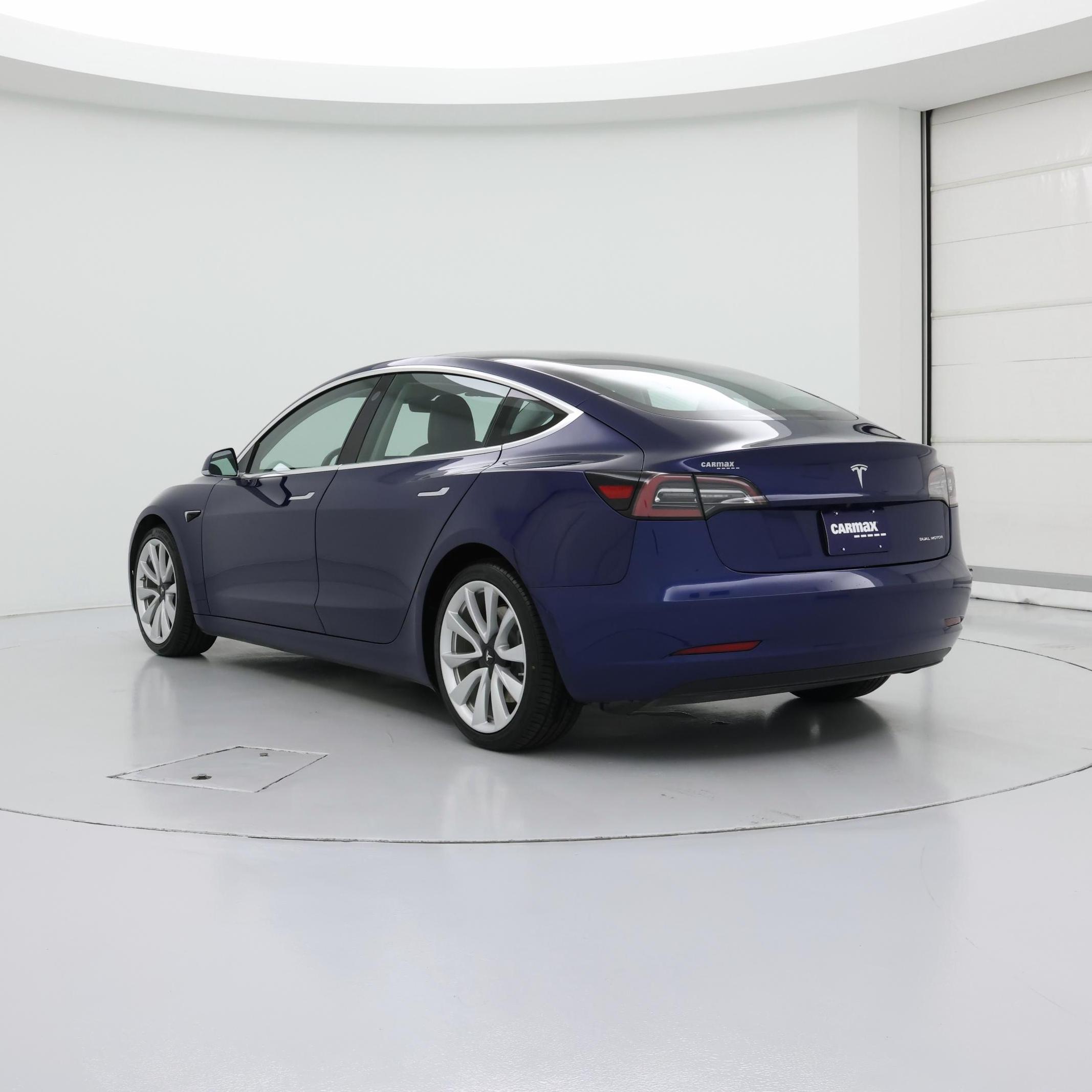 Thumbnail: 2019 Tesla Model 3 - 2