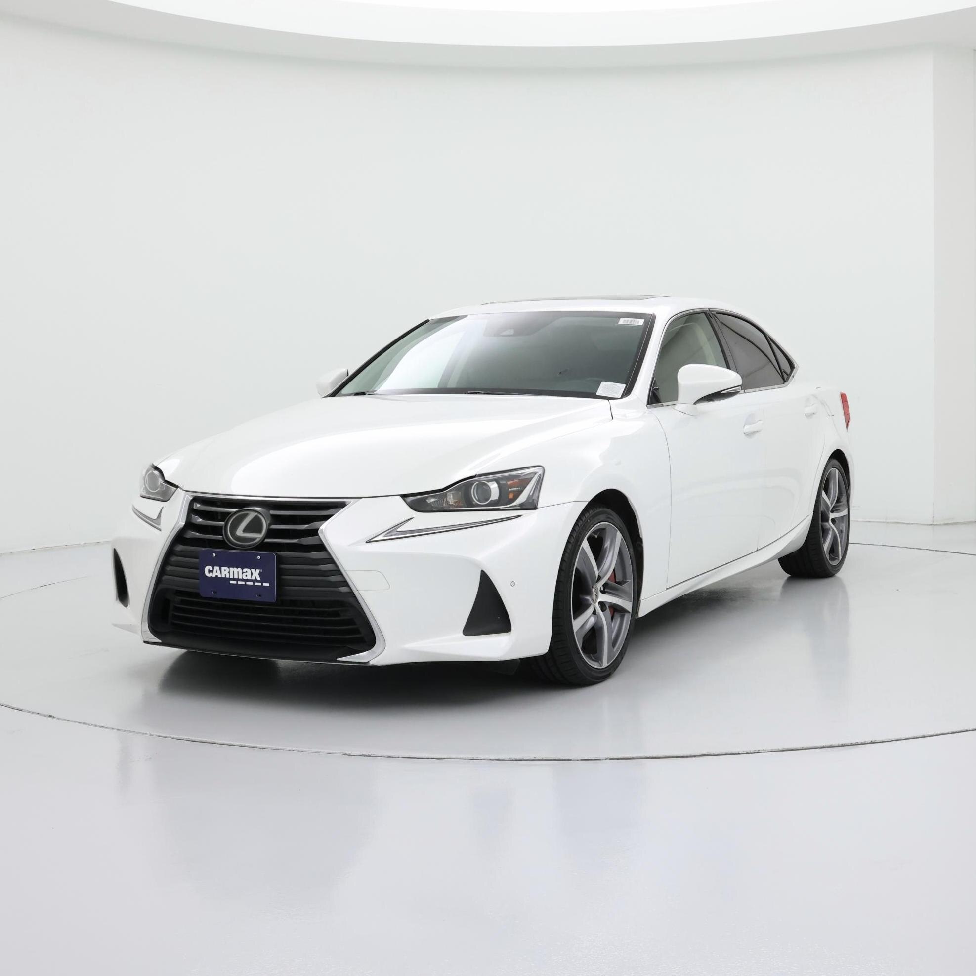 Thumbnail: 2017 Lexus IS - 4